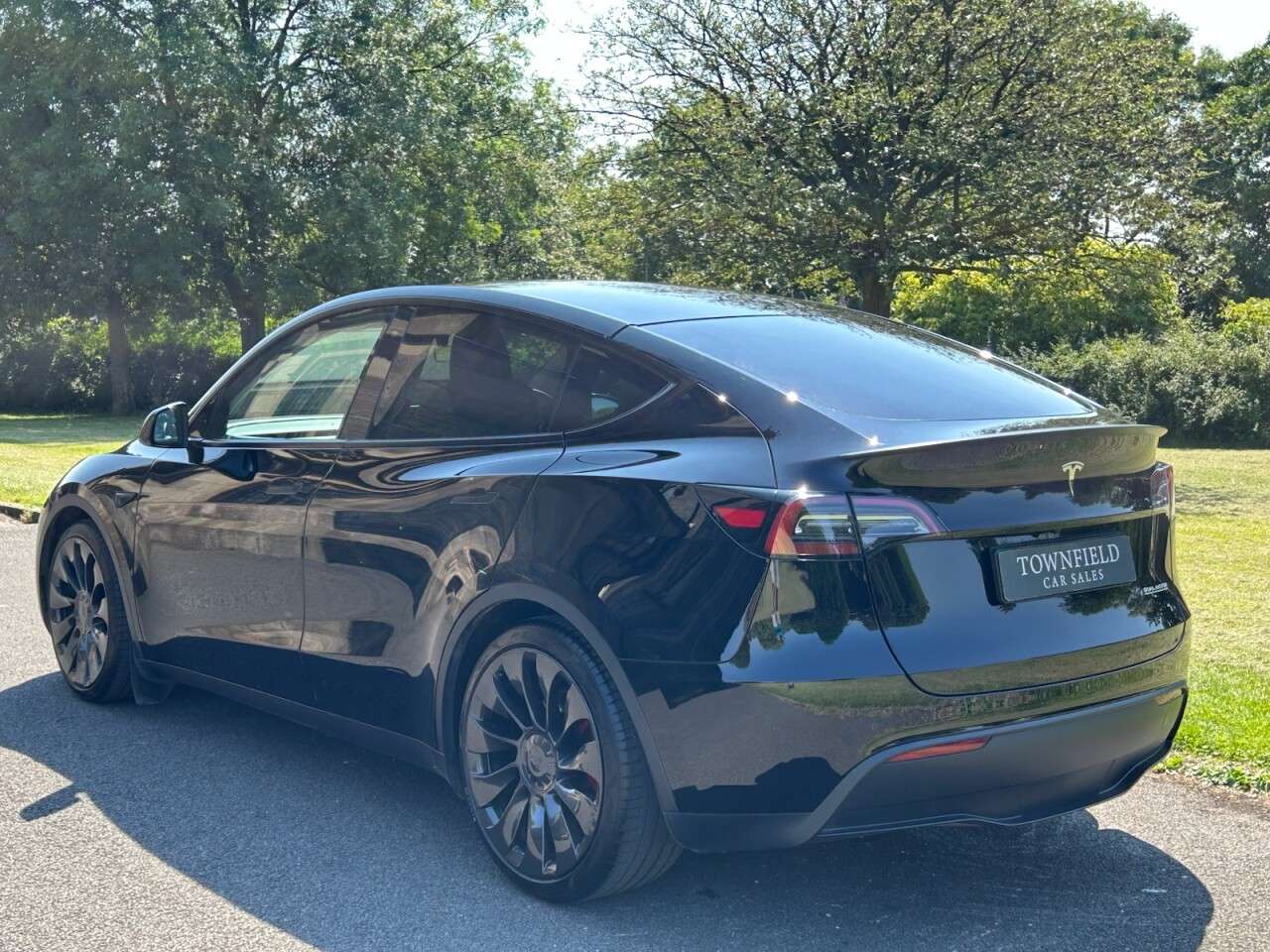 2023 TESLA MODEL Y 2023 TESLA MODEL Y