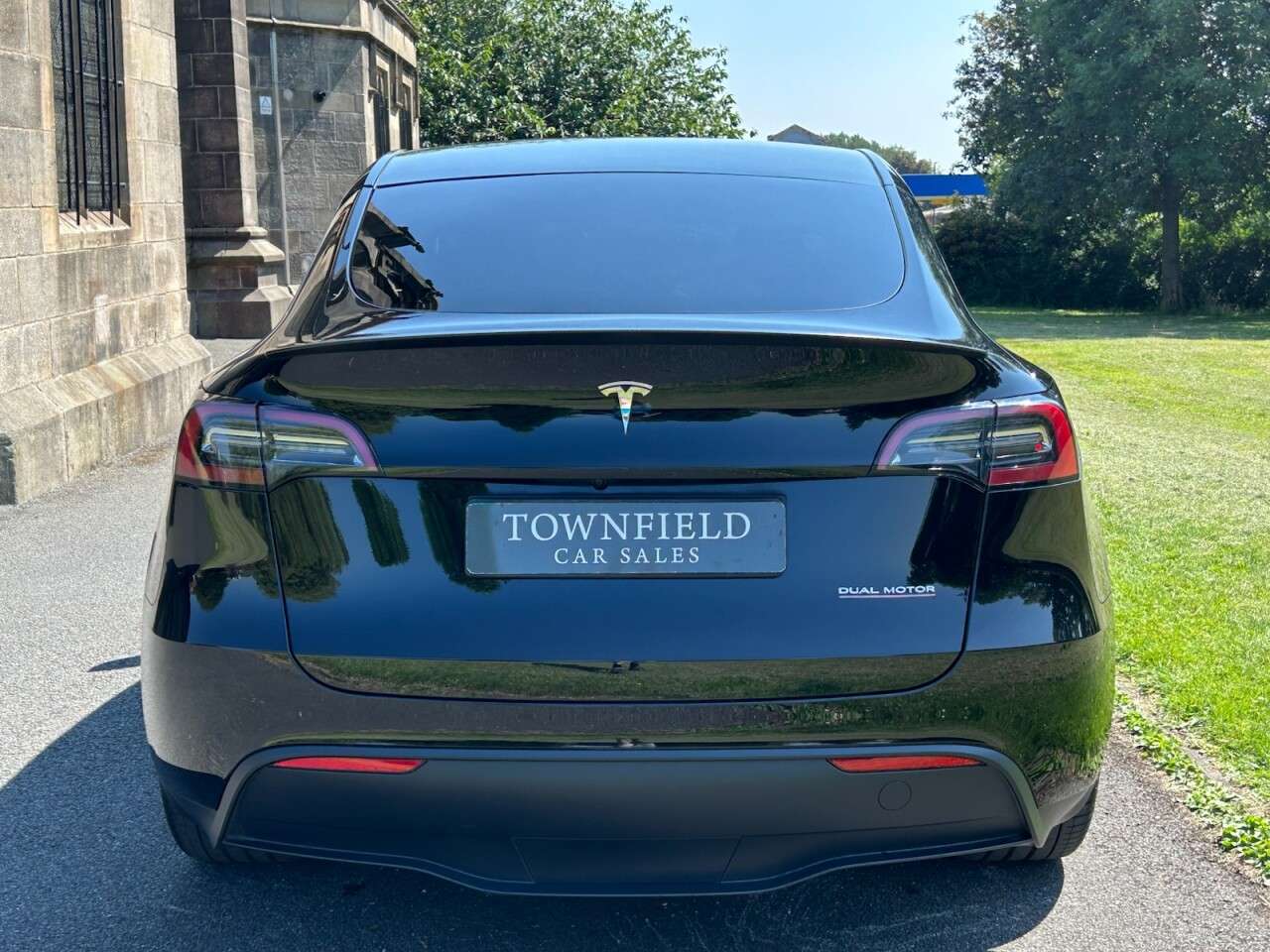 2023 TESLA MODEL Y 2023 TESLA MODEL Y
