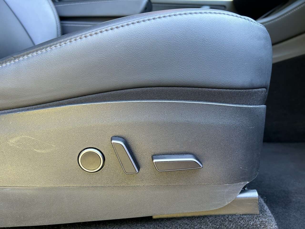 2023 TESLA MODEL Y 2023 TESLA MODEL Y