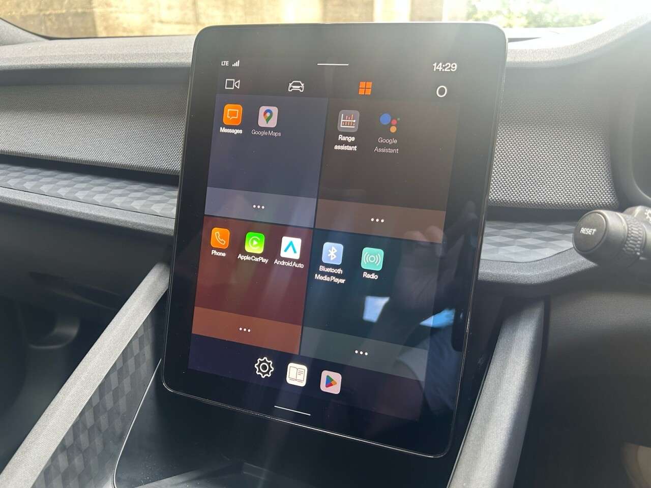 2022 POLESTAR POLESTAR 2 2022 POLESTAR POLESTAR 2