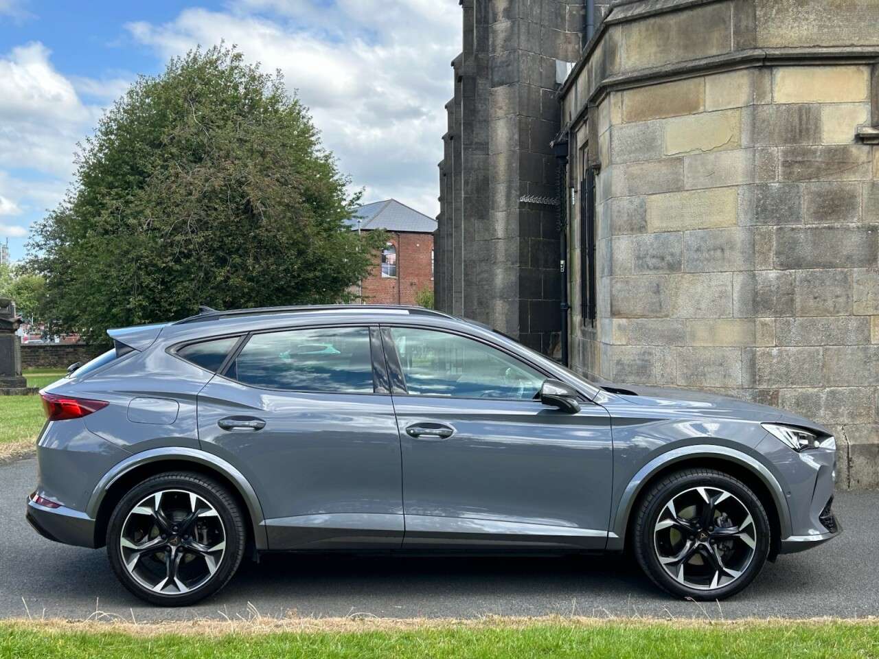 A 2022 CUPRA FORMENTOR 1.4 eHybrid 12.8kWh V2 SUV 5dr Petrol Plug-in Hybrid DSG Euro 6 (s/s) (204 A 2022 CUPRA FORMENTOR 1.4 eHybrid 12.8kWh V2 SUV 5dr Petrol Plug-in Hybrid DSG Euro 6 (s/s) (204