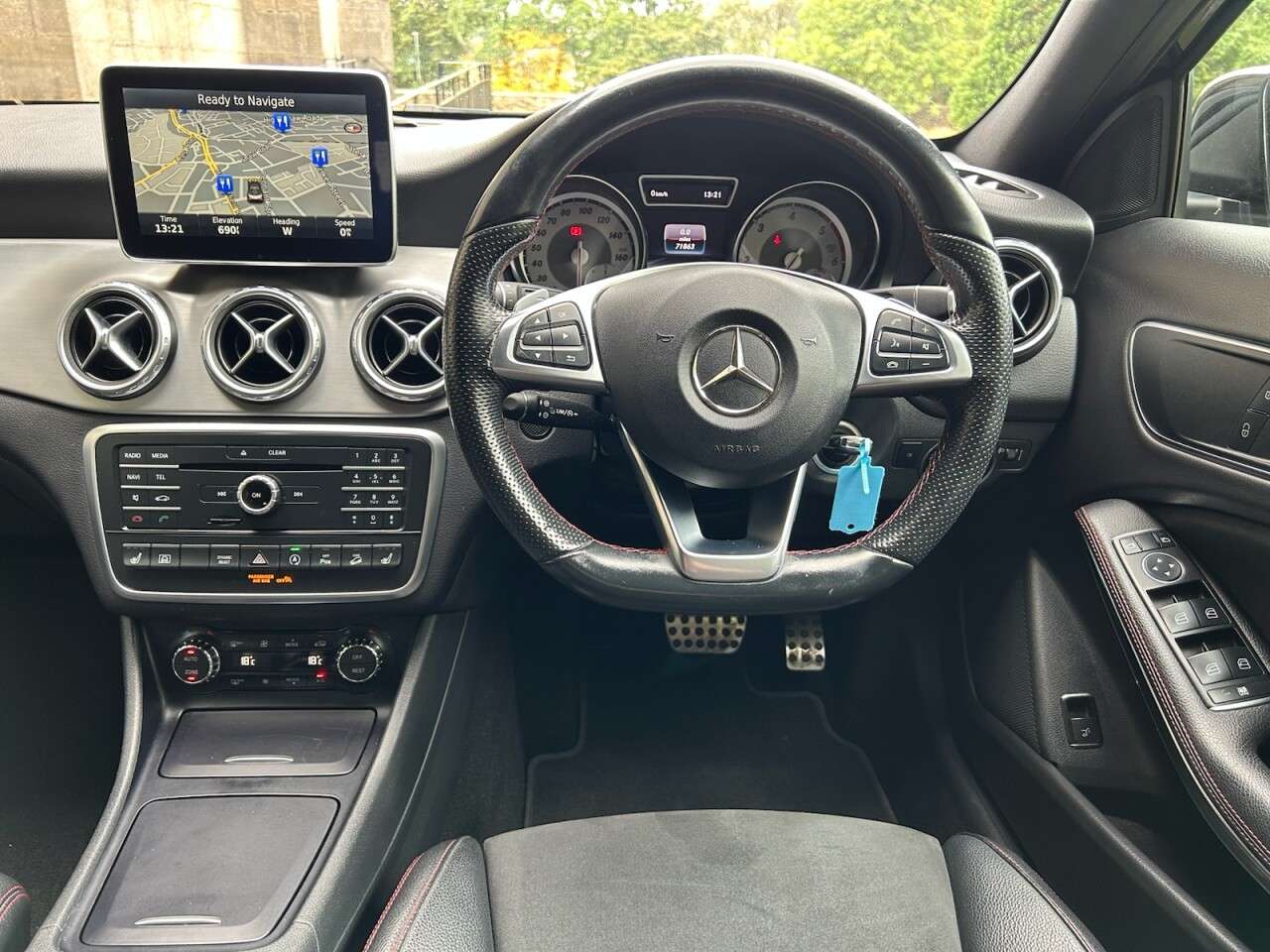 2015 MERCEDES-BENZ GLA 2015 MERCEDES-BENZ GLA