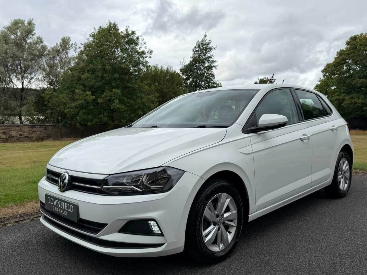 2019 VOLKSWAGEN POLO 2019 VOLKSWAGEN POLO