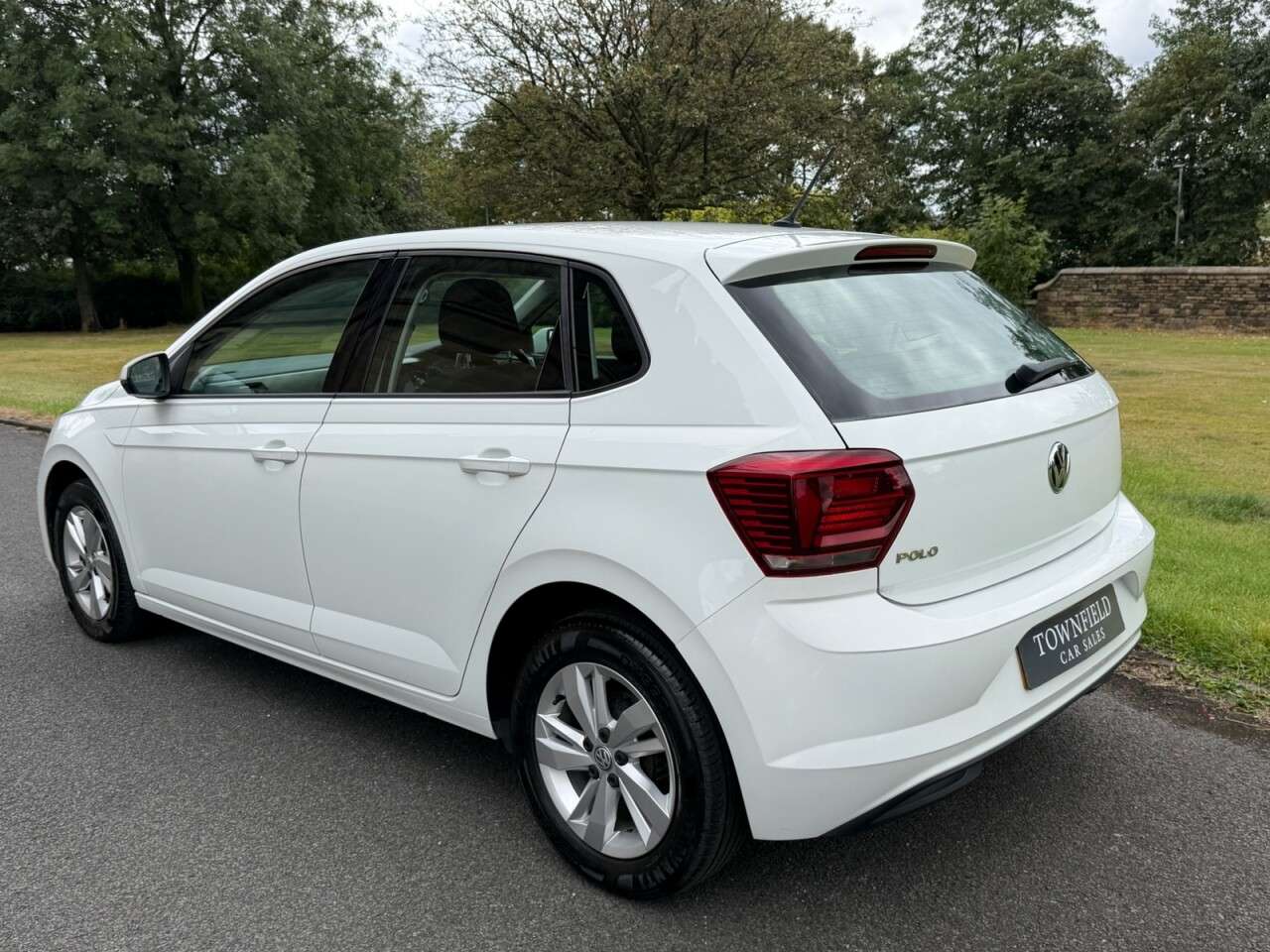 2019 VOLKSWAGEN POLO 2019 VOLKSWAGEN POLO