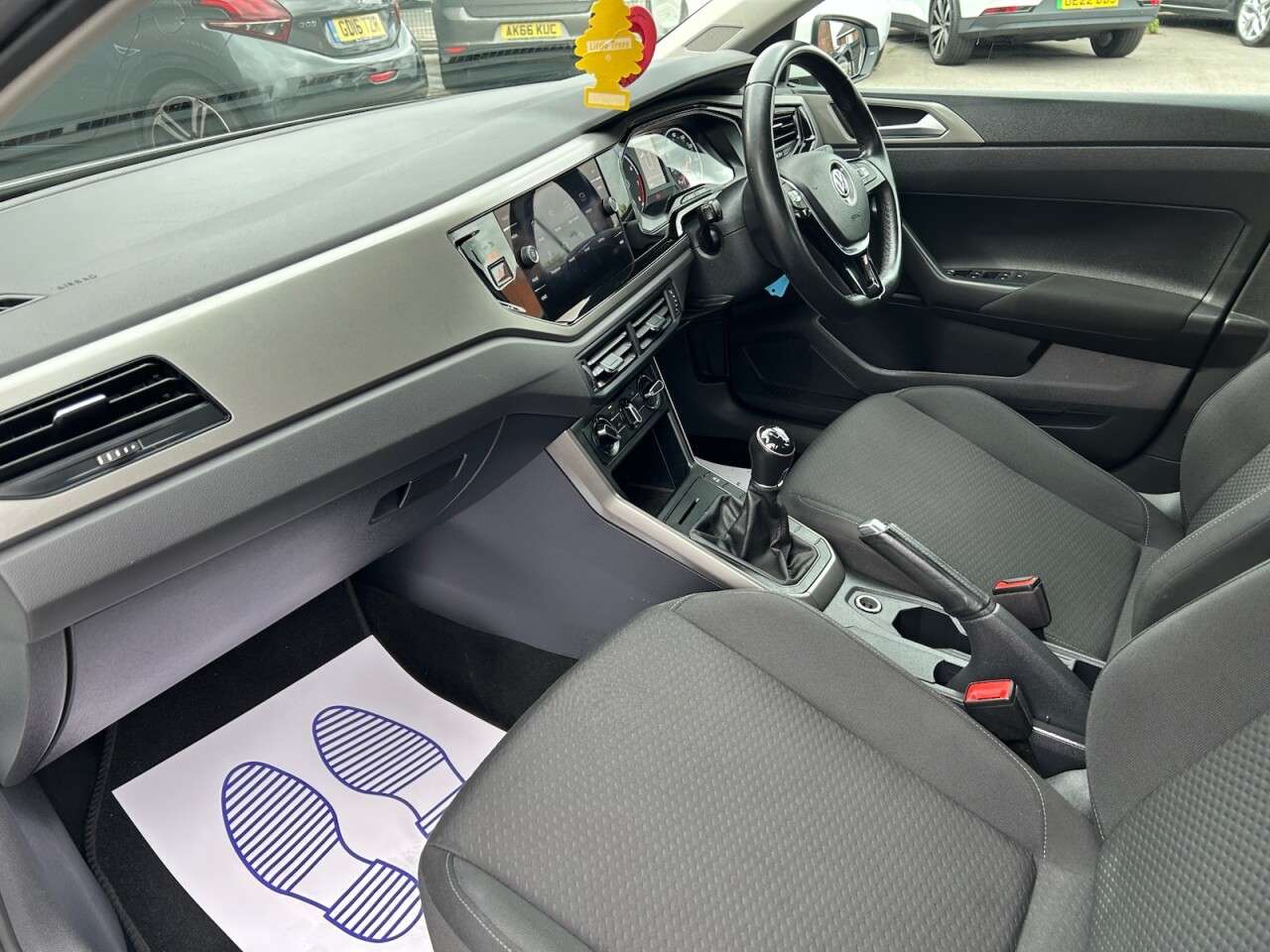 2019 VOLKSWAGEN POLO 2019 VOLKSWAGEN POLO