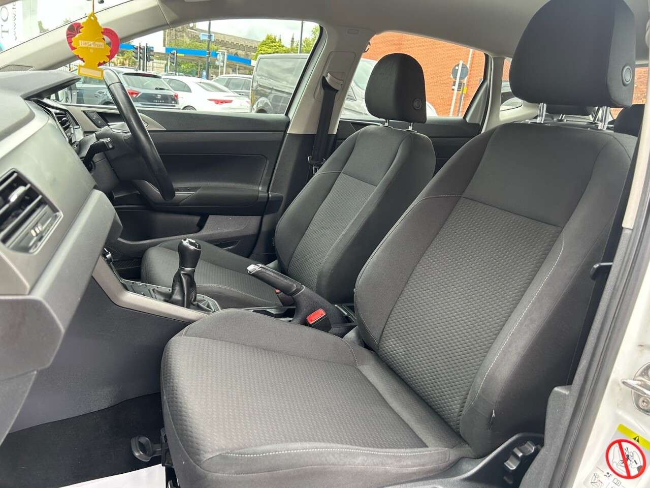 2019 VOLKSWAGEN POLO 2019 VOLKSWAGEN POLO