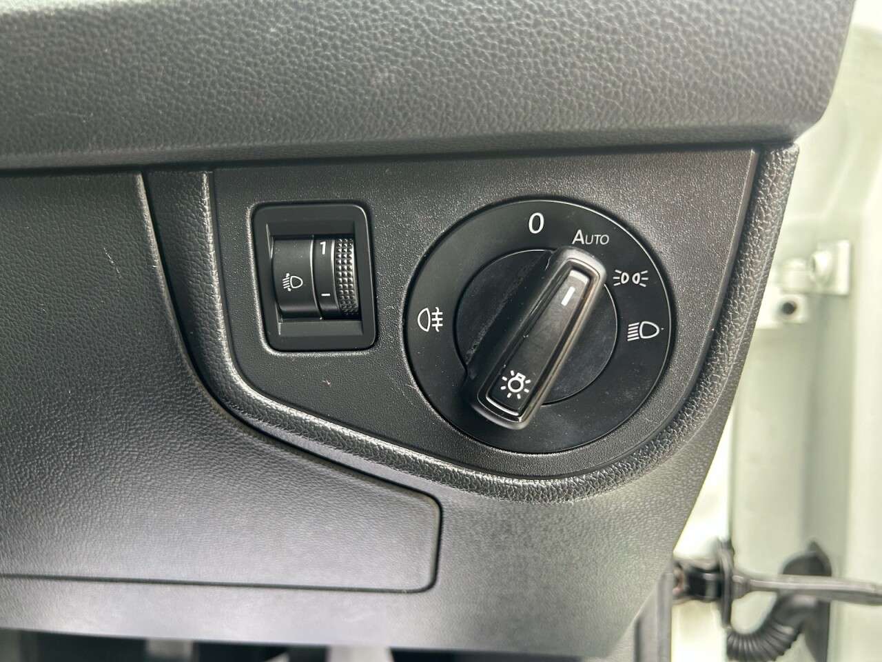 2019 VOLKSWAGEN POLO 2019 VOLKSWAGEN POLO