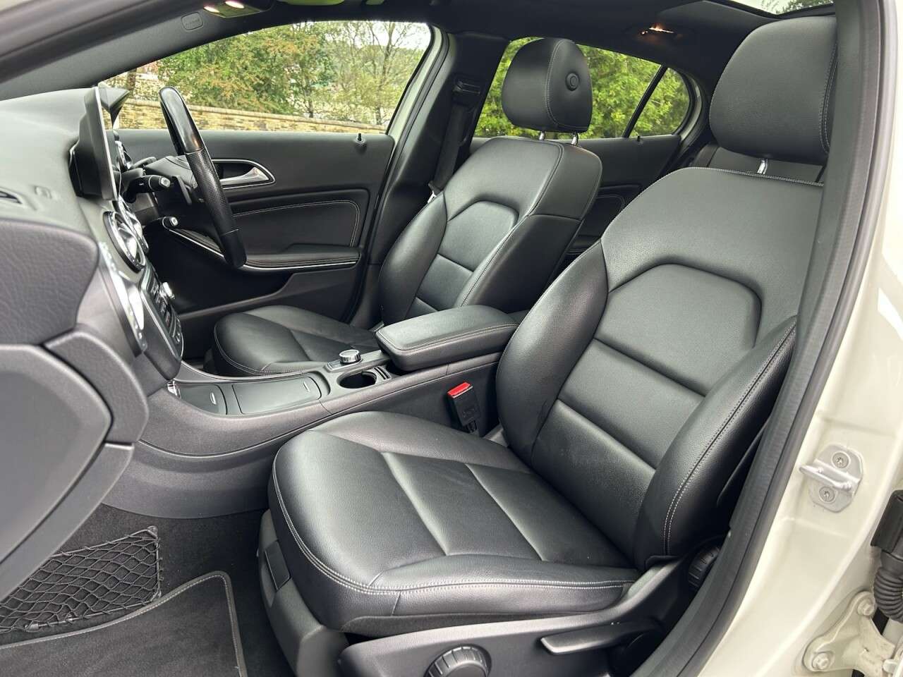 2015 MERCEDES-BENZ GLA 2015 MERCEDES-BENZ GLA