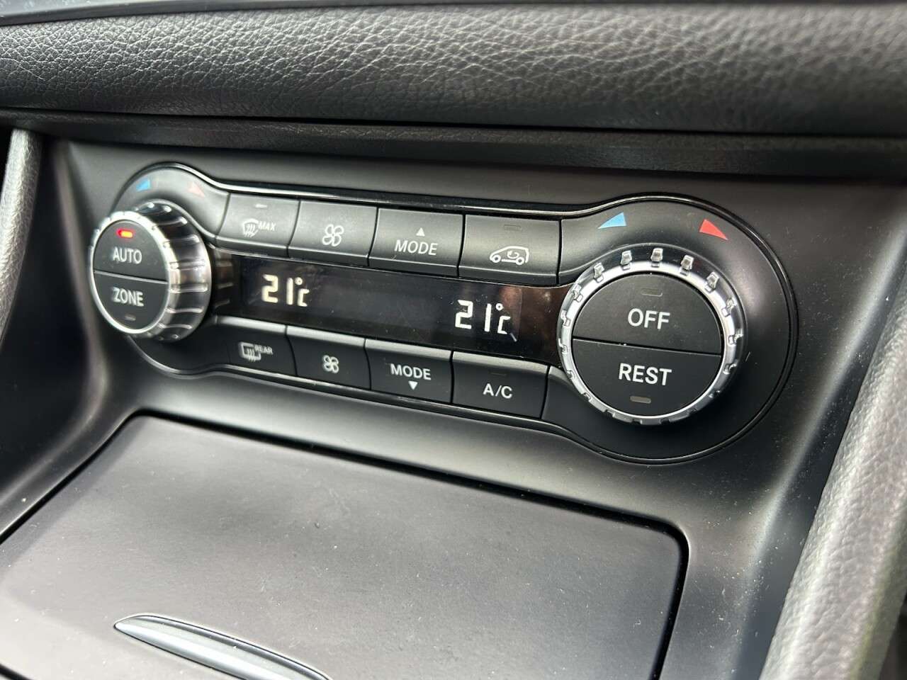 2015 MERCEDES-BENZ GLA 2015 MERCEDES-BENZ GLA