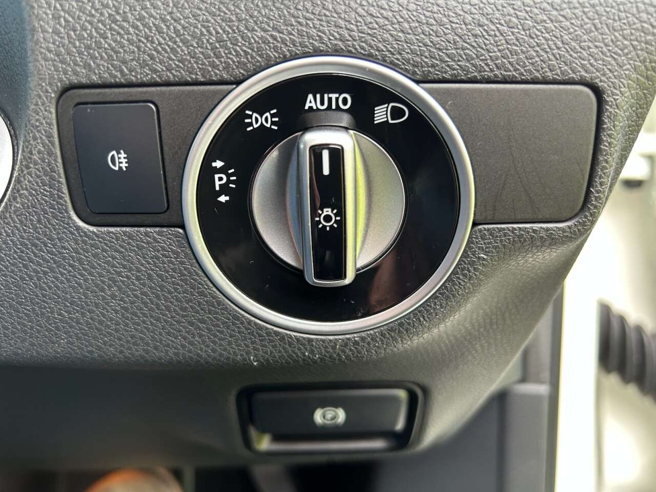 2015 MERCEDES-BENZ GLA 2015 MERCEDES-BENZ GLA