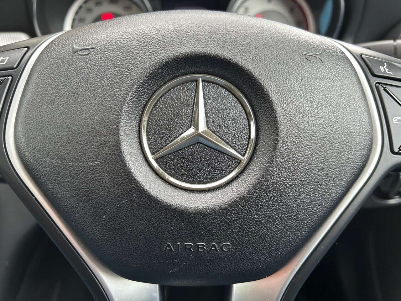2015 MERCEDES-BENZ GLA 2015 MERCEDES-BENZ GLA