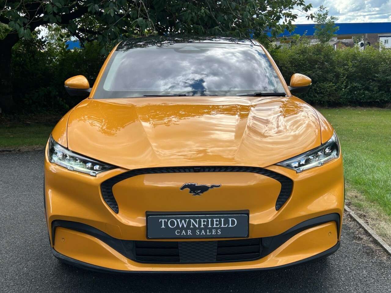 A 2022 FORD MUSTANG MACH-E Extended Range 91kWh SUV 5dr Electric Automatic (294 ps) CAPLAY+HEATED SEAT A 2022 FORD MUSTANG MACH-E Extended Range 91kWh SUV 5dr Electric Automatic (294 ps) CAPLAY+HEATED SEAT