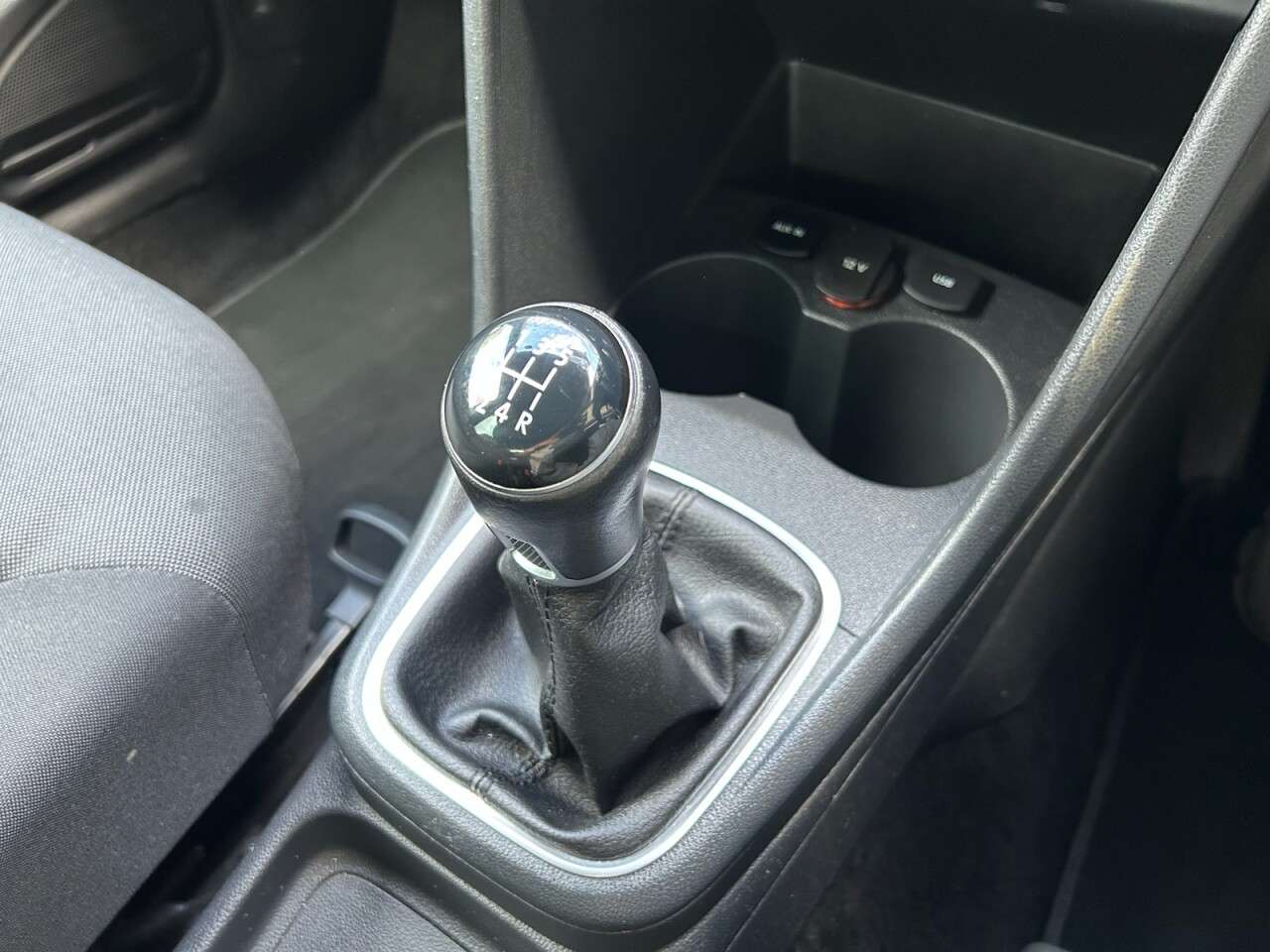 2016 VOLKSWAGEN POLO 2016 VOLKSWAGEN POLO