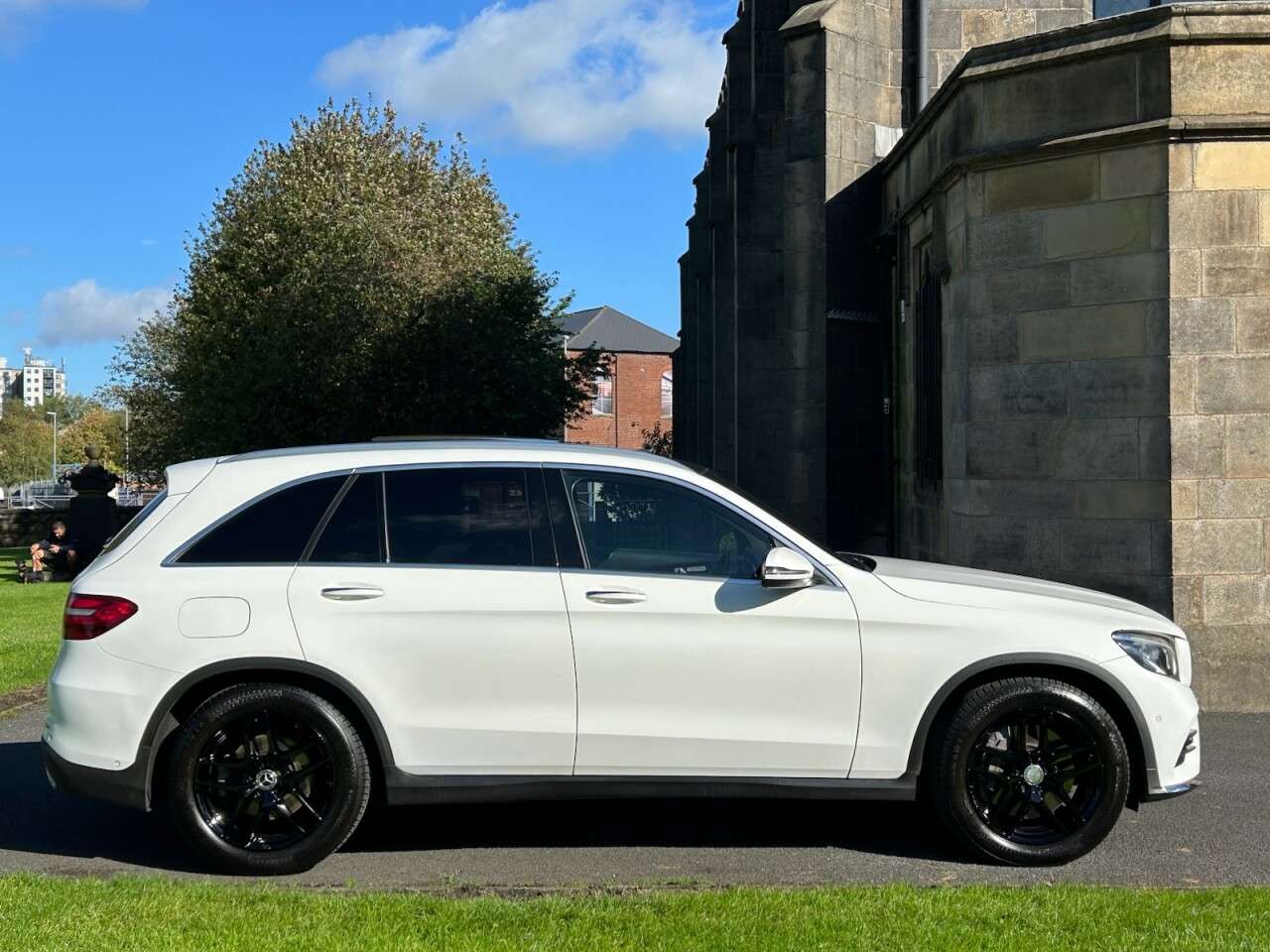 A 2016 MERCEDES-BENZ GLC 2.1 GLC220d AMG Line (Premium) SUV 5dr Diesel G-Tronic 4MATIC Euro 6 (s/s) A 2016 MERCEDES-BENZ GLC 2.1 GLC220d AMG Line (Premium) SUV 5dr Diesel G-Tronic 4MATIC Euro 6 (s/s)