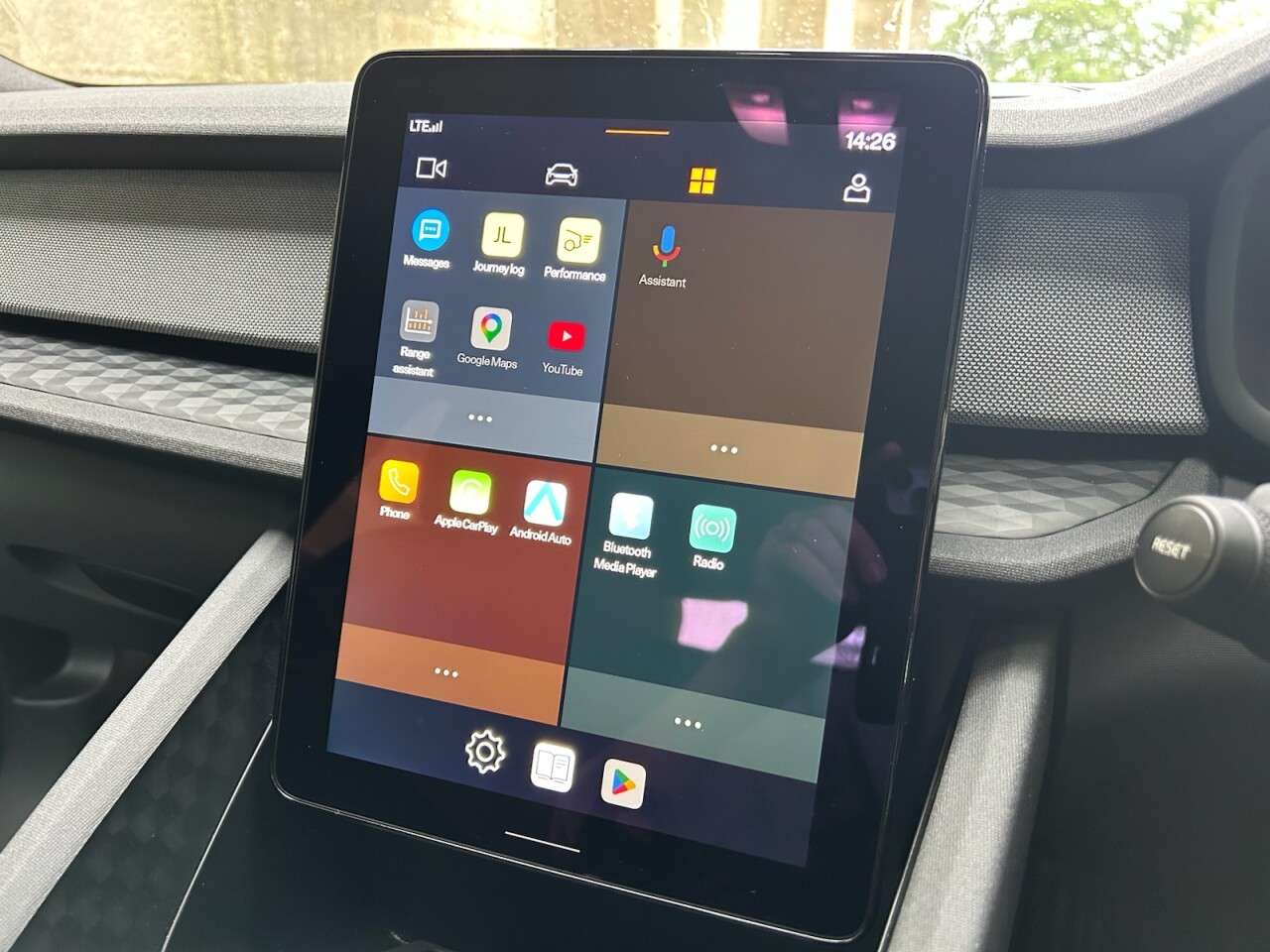 2024 POLESTAR POLESTAR 2 2024 POLESTAR POLESTAR 2
