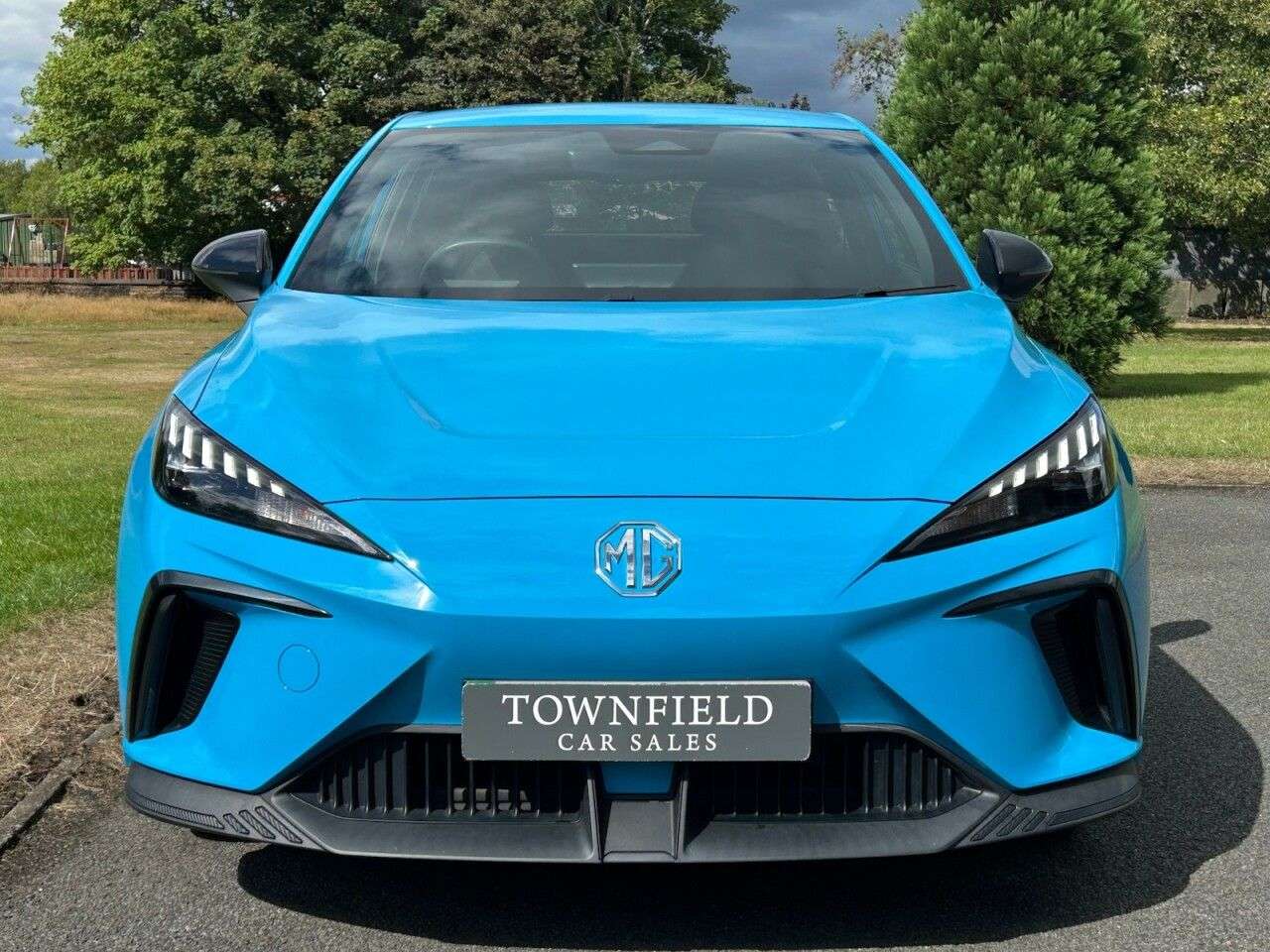 A 2023 MG MG4 51kWh SE Hatchback 5dr Electric Auto (170 ps) A 2023 MG MG4 51kWh SE Hatchback 5dr Electric Auto (170 ps)