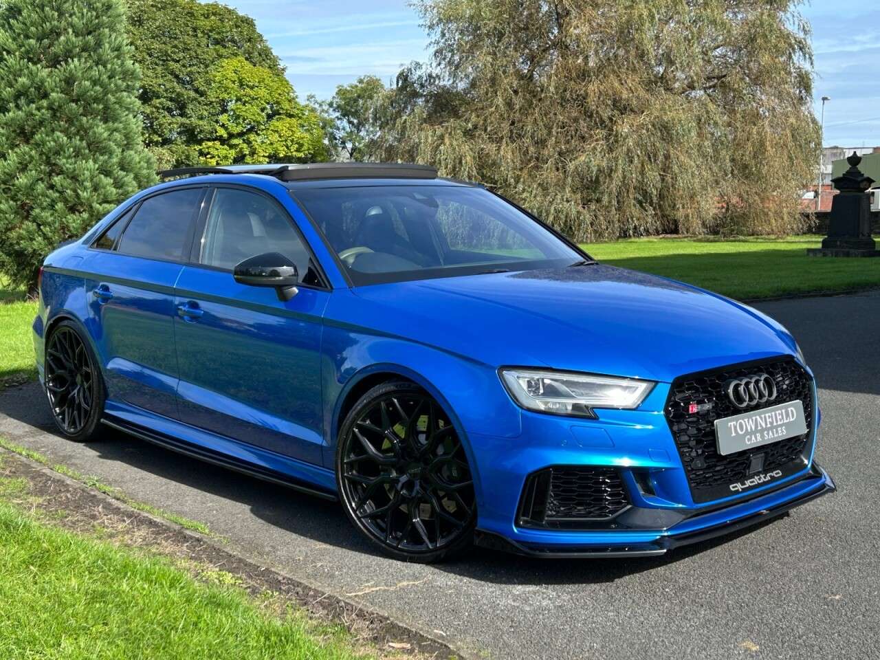 A 2019 AUDI RS3 2.5 TFSI Audi Sport Edition Saloon 4dr Petrol S Tronic quattro Euro 6 (s/s) A 2019 AUDI RS3 2.5 TFSI Audi Sport Edition Saloon 4dr Petrol S Tronic quattro Euro 6 (s/s)
