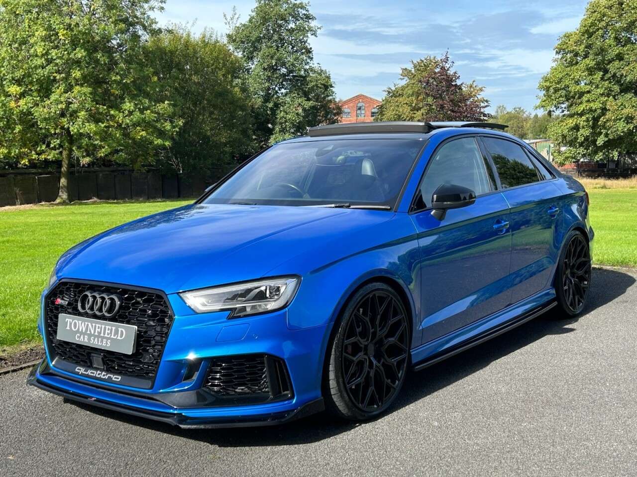 A 2019 AUDI RS3 2.5 TFSI Audi Sport Edition Saloon 4dr Petrol S Tronic quattro Euro 6 (s/s) A 2019 AUDI RS3 2.5 TFSI Audi Sport Edition Saloon 4dr Petrol S Tronic quattro Euro 6 (s/s)