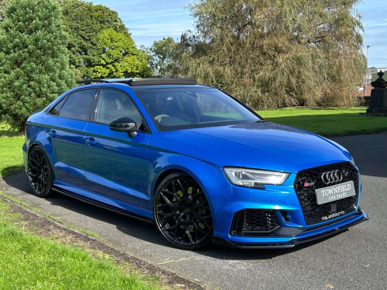 2019 AUDI RS3 2019 AUDI RS3