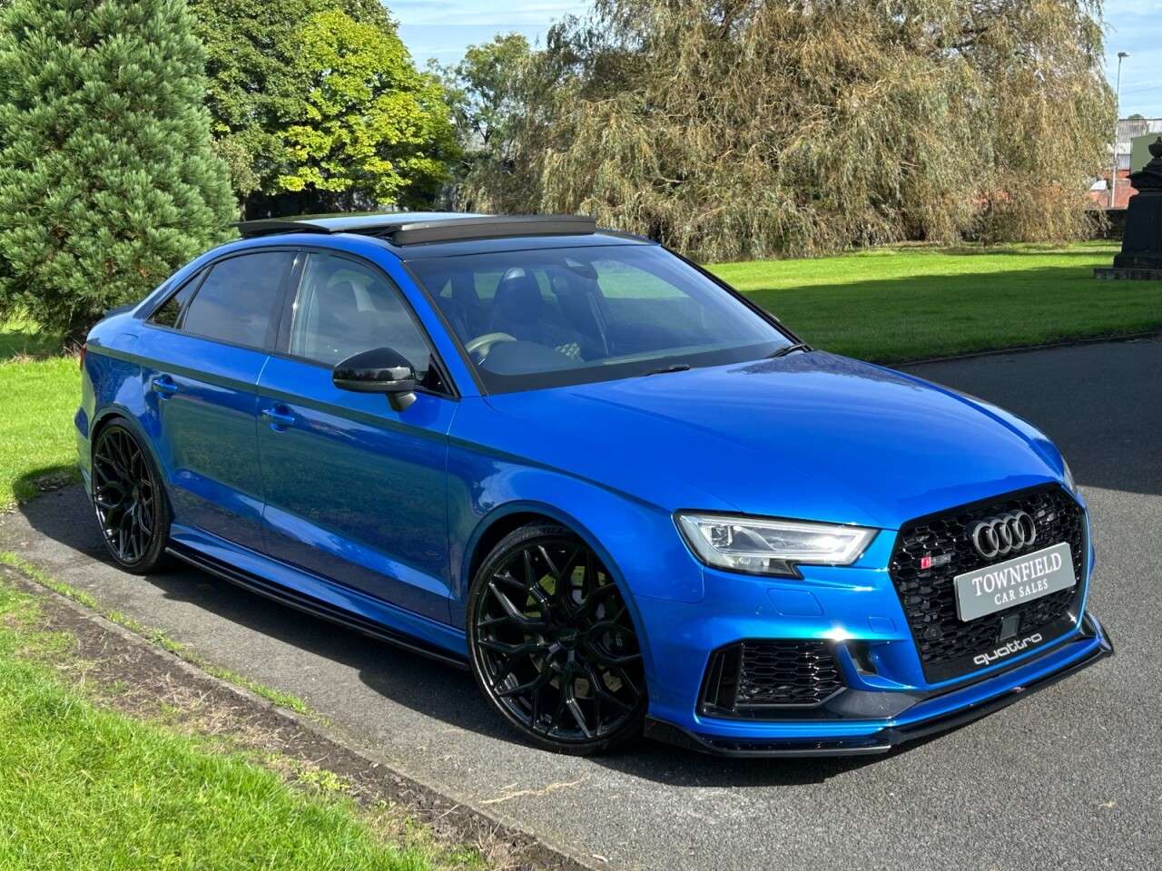 2019 AUDI RS3 2019 AUDI RS3