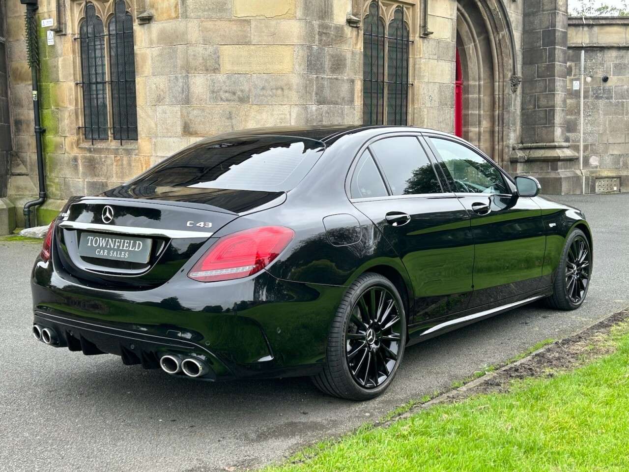 A 2019 MERCEDES-BENZ C CLASS 3.0 C43 V6 AMG (Premium) Saloon 4dr Petrol G-Tronic+ 4MATIC Euro 6 (s/s) (3 A 2019 MERCEDES-BENZ C CLASS 3.0 C43 V6 AMG (Premium) Saloon 4dr Petrol G-Tronic+ 4MATIC Euro 6 (s/s) (3