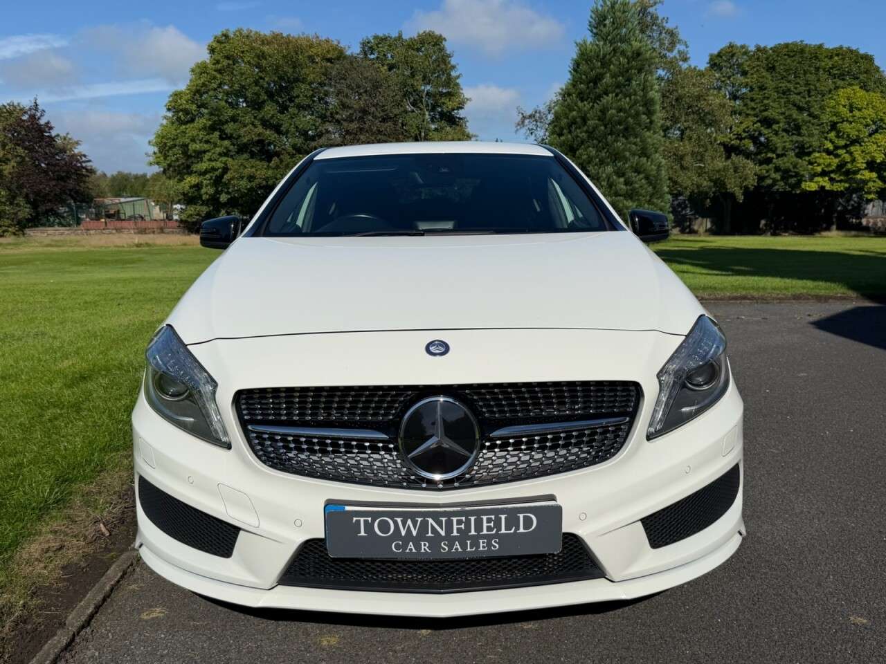A 2015 MERCEDES-BENZ A CLASS 2.1 A200 CDI AMG Night Edition Hatchback 5dr Diesel 7G-DCT Euro 6 (s/s) (13 A 2015 MERCEDES-BENZ A CLASS 2.1 A200 CDI AMG Night Edition Hatchback 5dr Diesel 7G-DCT Euro 6 (s/s) (13