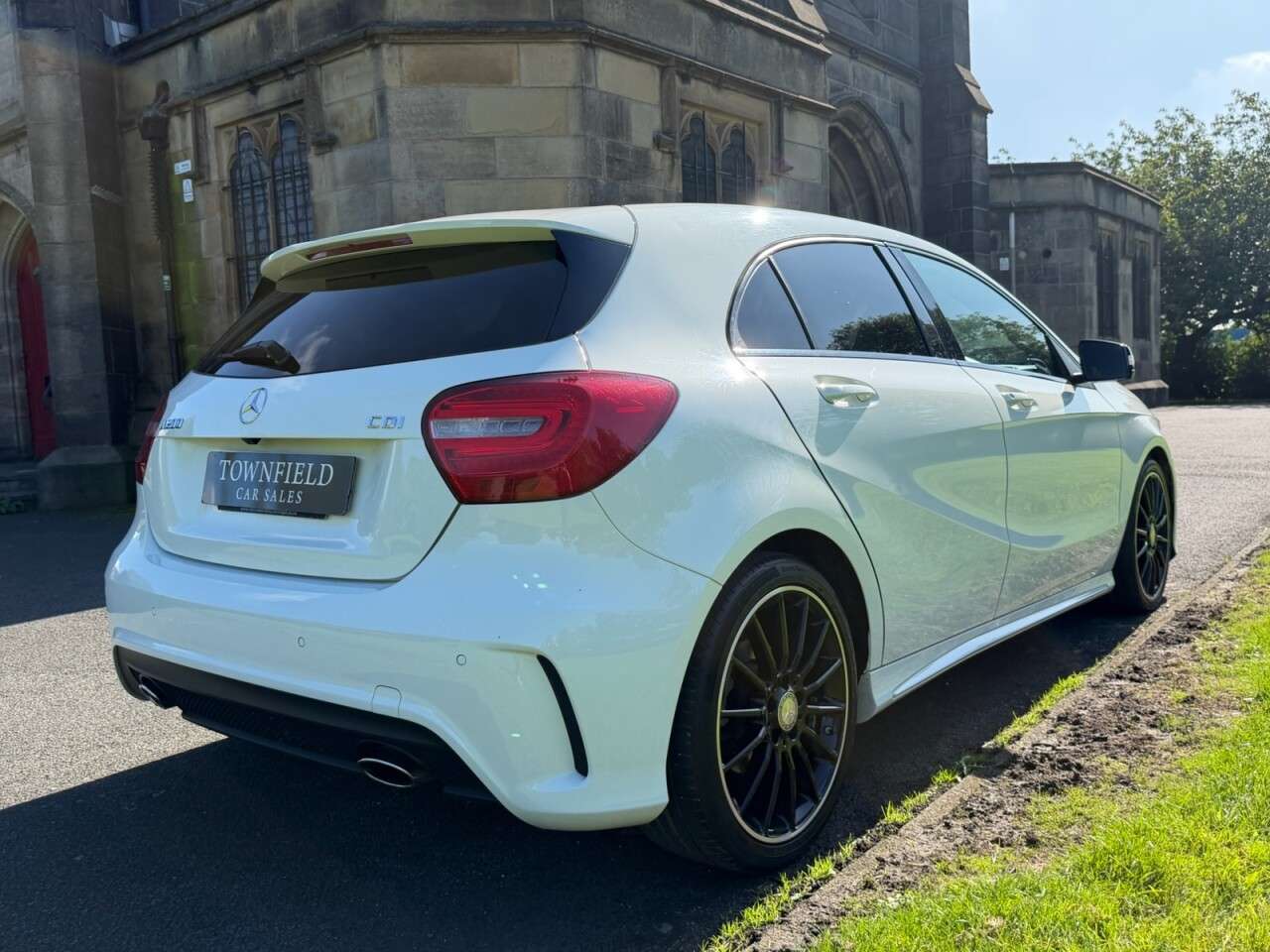 2015 MERCEDES-BENZ A CLASS 2015 MERCEDES-BENZ A CLASS
