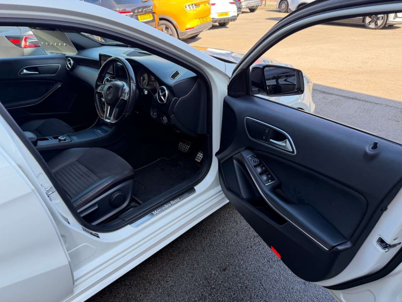 2015 MERCEDES-BENZ A CLASS 2015 MERCEDES-BENZ A CLASS
