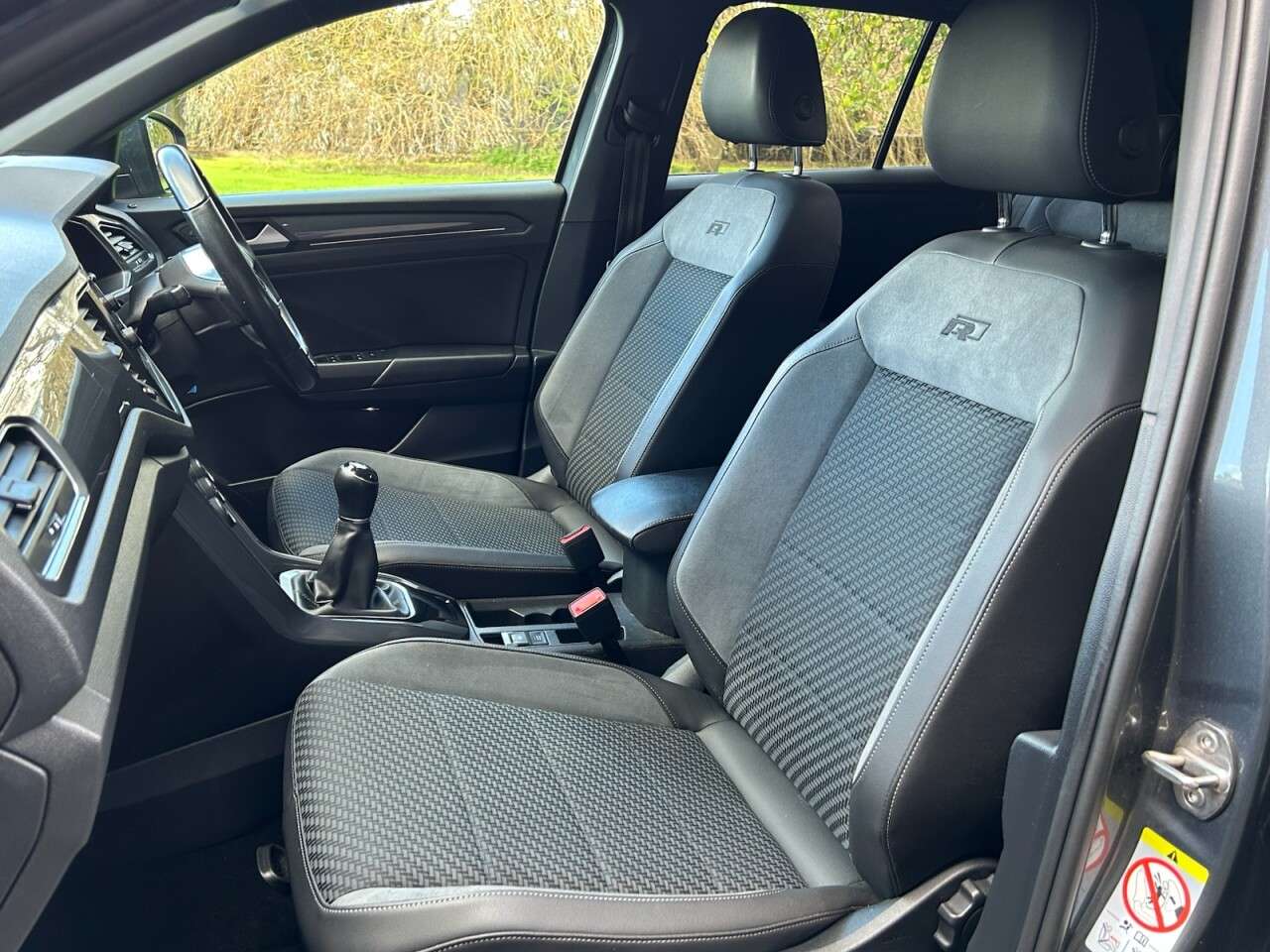 2021 VOLKSWAGEN T-ROC 2021 VOLKSWAGEN T-ROC