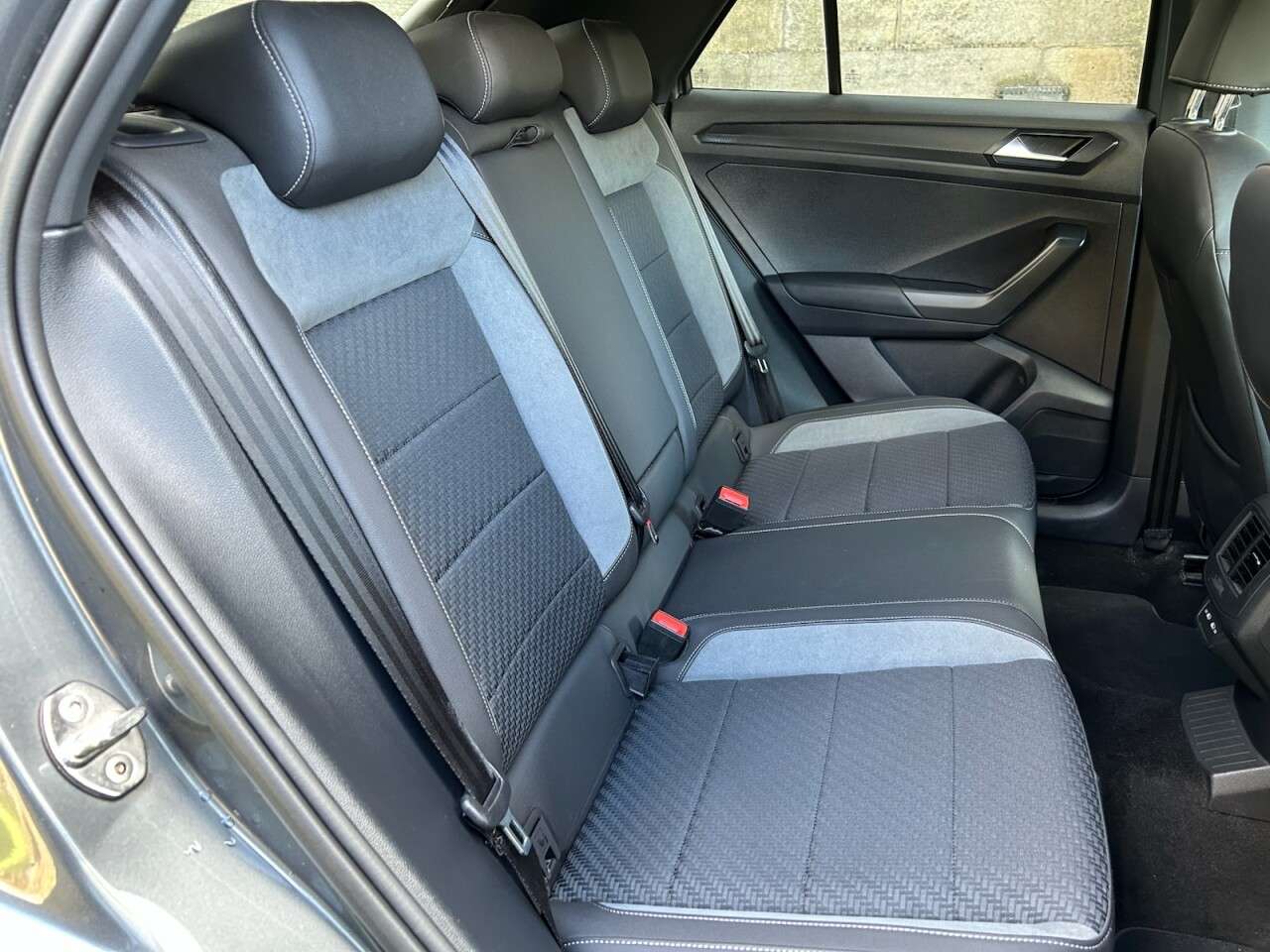2021 VOLKSWAGEN T-ROC 2021 VOLKSWAGEN T-ROC
