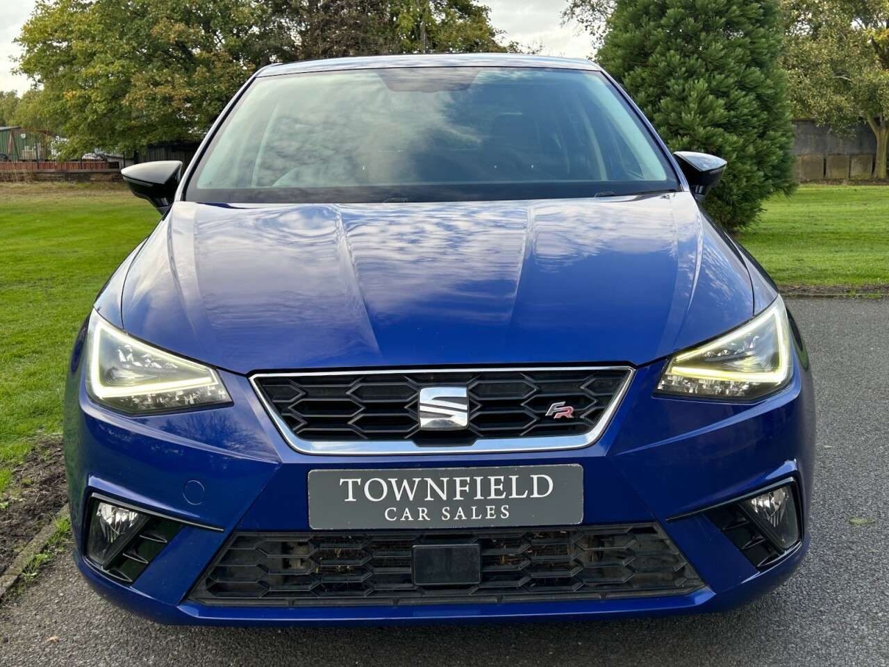 A 2019 SEAT IBIZA 1.0 TSI FR Sport Hatchback 5dr Petrol Manual Euro 6 (s/s) GPF (95 ps) SAT N A 2019 SEAT IBIZA 1.0 TSI FR Sport Hatchback 5dr Petrol Manual Euro 6 (s/s) GPF (95 ps) SAT N