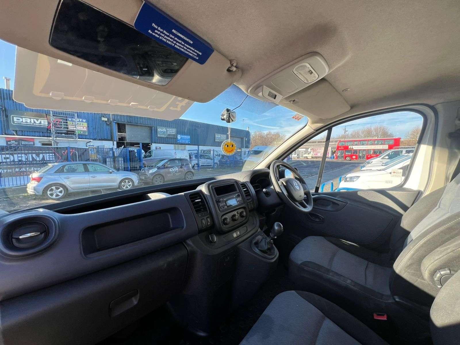 2016 VAUXHALL VIVARO 2016 VAUXHALL VIVARO