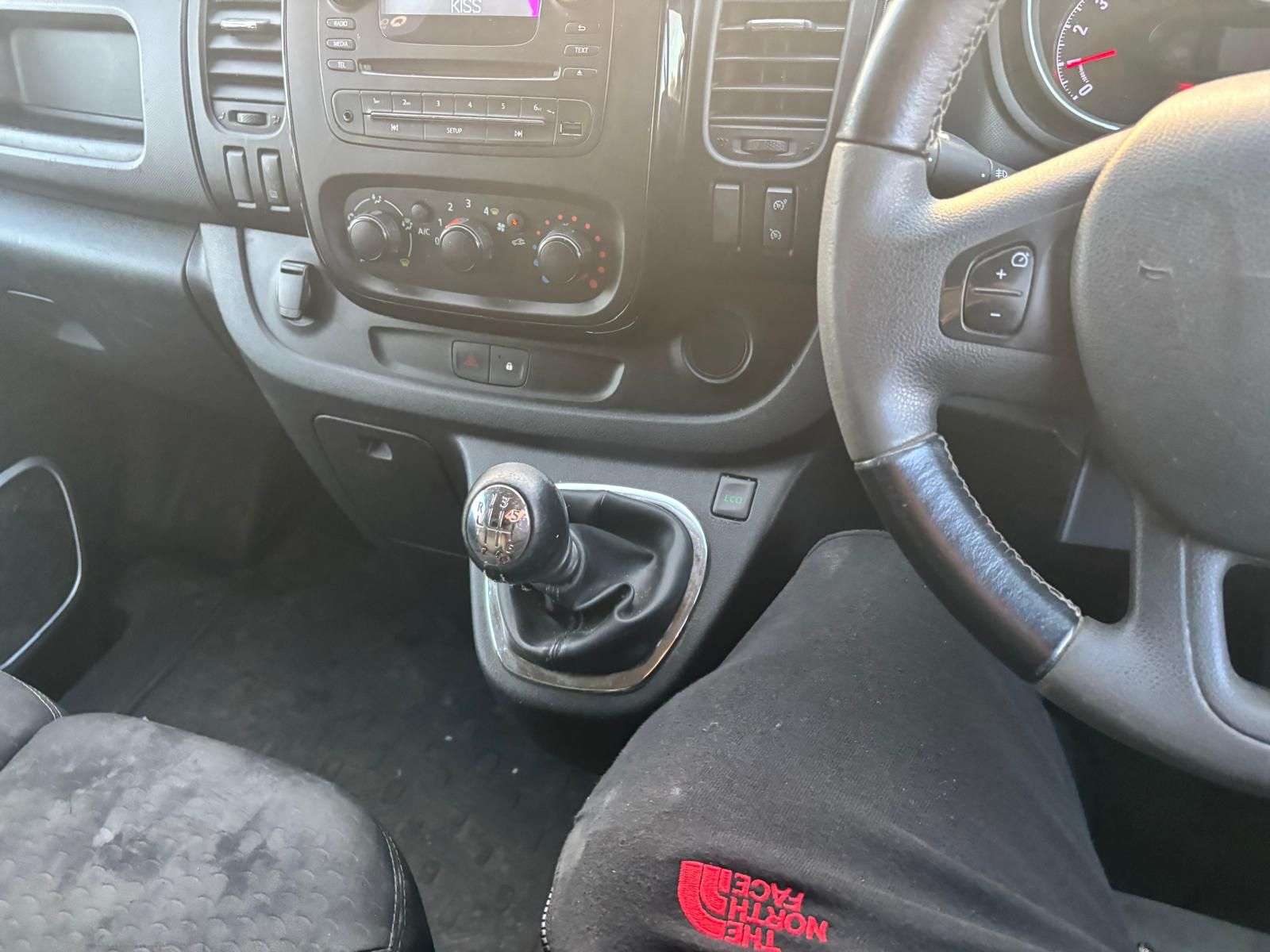 2018 VAUXHALL VIVARO 2018 VAUXHALL VIVARO