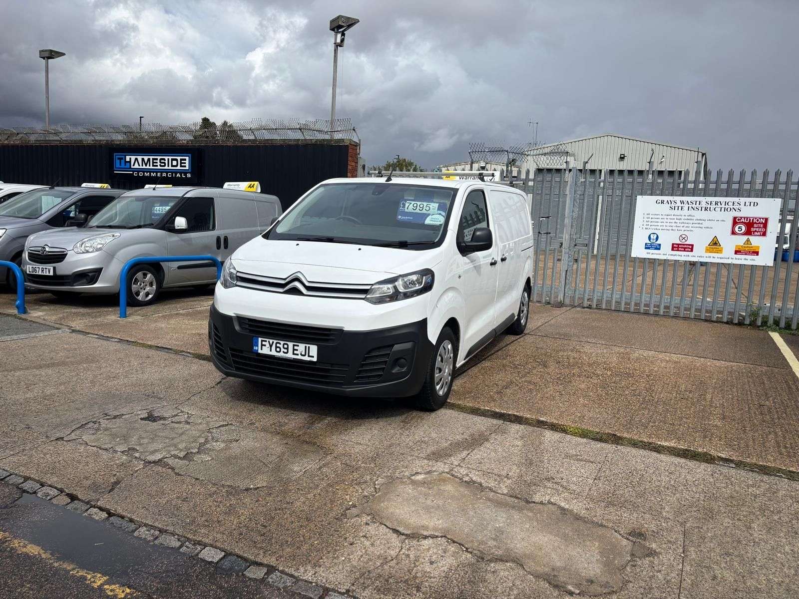 A 2019 CITROEN DISPATCH 1.5L 1000 Enterprise Blue HDi S/S Diesel Manual Euro 6 (101 bhp) A 2019 CITROEN DISPATCH 1.5L 1000 Enterprise Blue HDi S/S Diesel Manual Euro 6 (101 bhp)