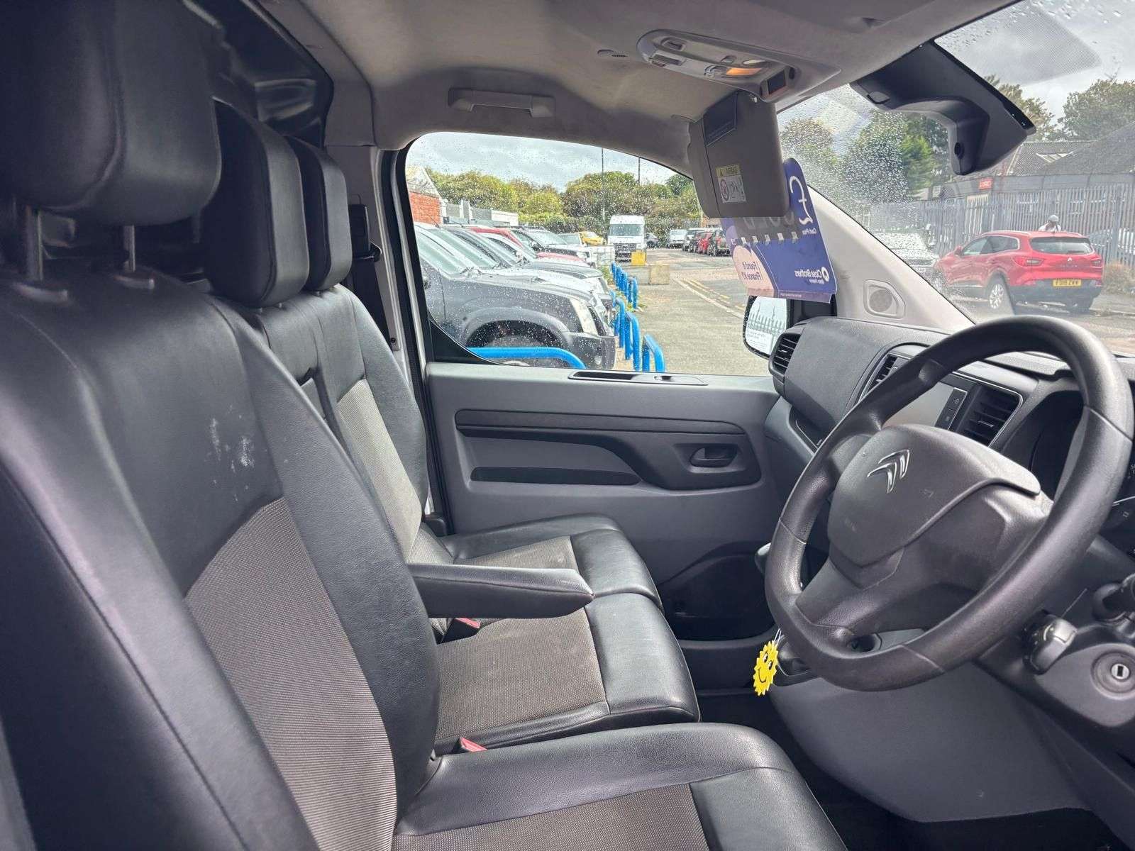 A 2019 CITROEN DISPATCH 1.5L 1000 Enterprise Blue HDi S/S Diesel Manual Euro 6 (101 bhp) A 2019 CITROEN DISPATCH 1.5L 1000 Enterprise Blue HDi S/S Diesel Manual Euro 6 (101 bhp)