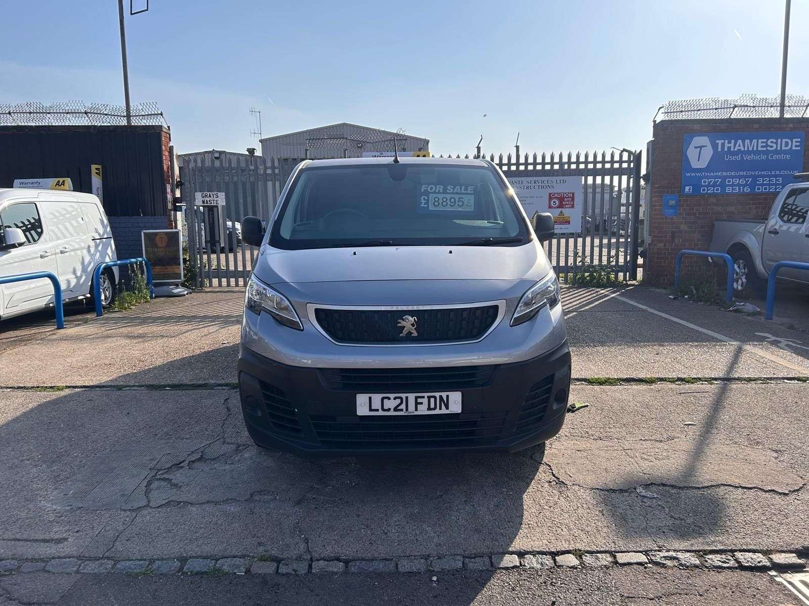 A 2021 PEUGEOT EXPERT 1.5 BlueHDi 1000 Professional Standard Panel Van 6dr Diesel Manual MWB Euro 6 (s/s) (100 bhp) A 2021 PEUGEOT EXPERT 1.5 BlueHDi 1000 Professional Standard Panel Van 6dr Diesel Manual MWB Euro 6 (s/s) (100 bhp)