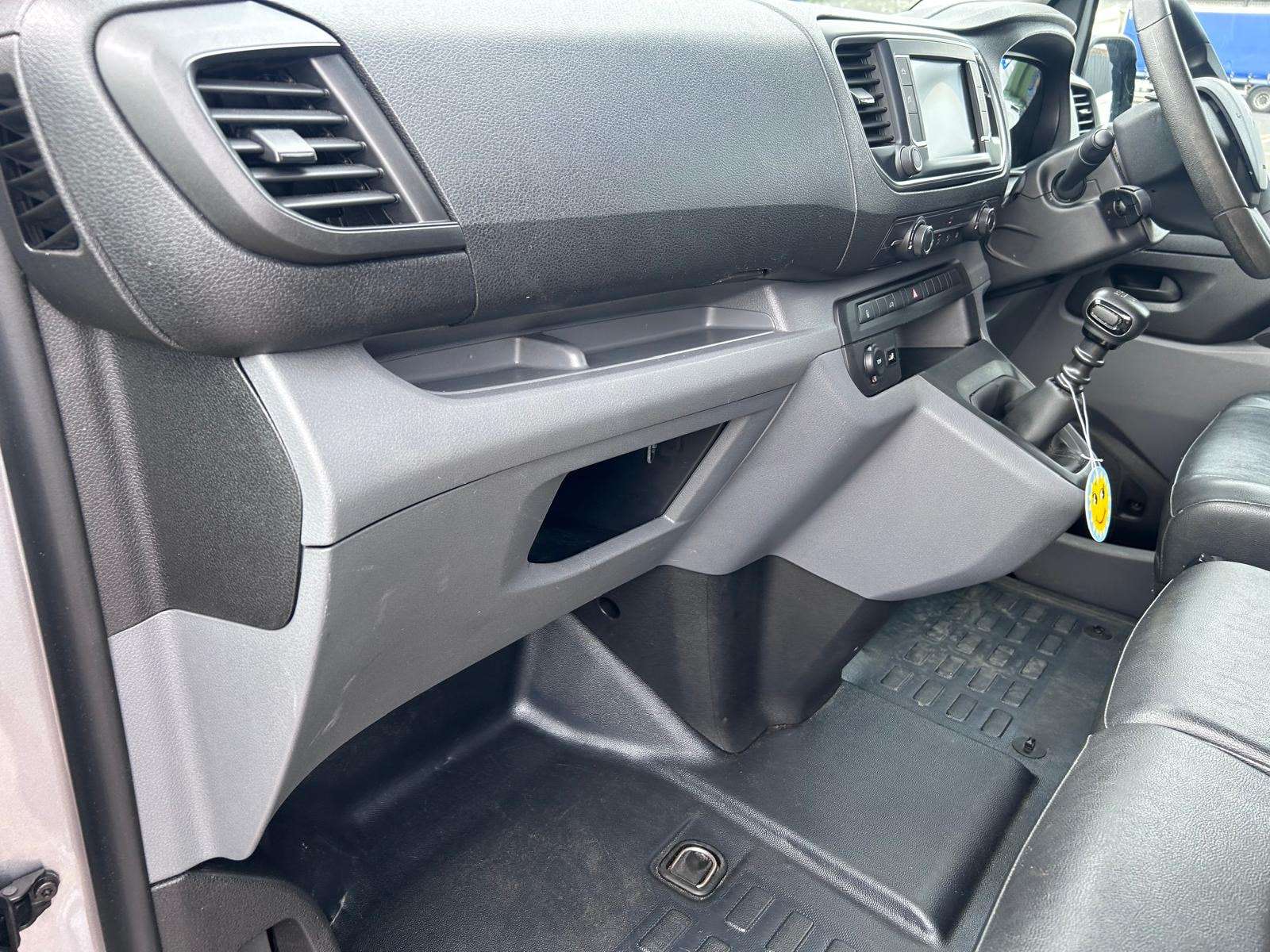 2021 PEUGEOT EXPERT 2021 PEUGEOT EXPERT