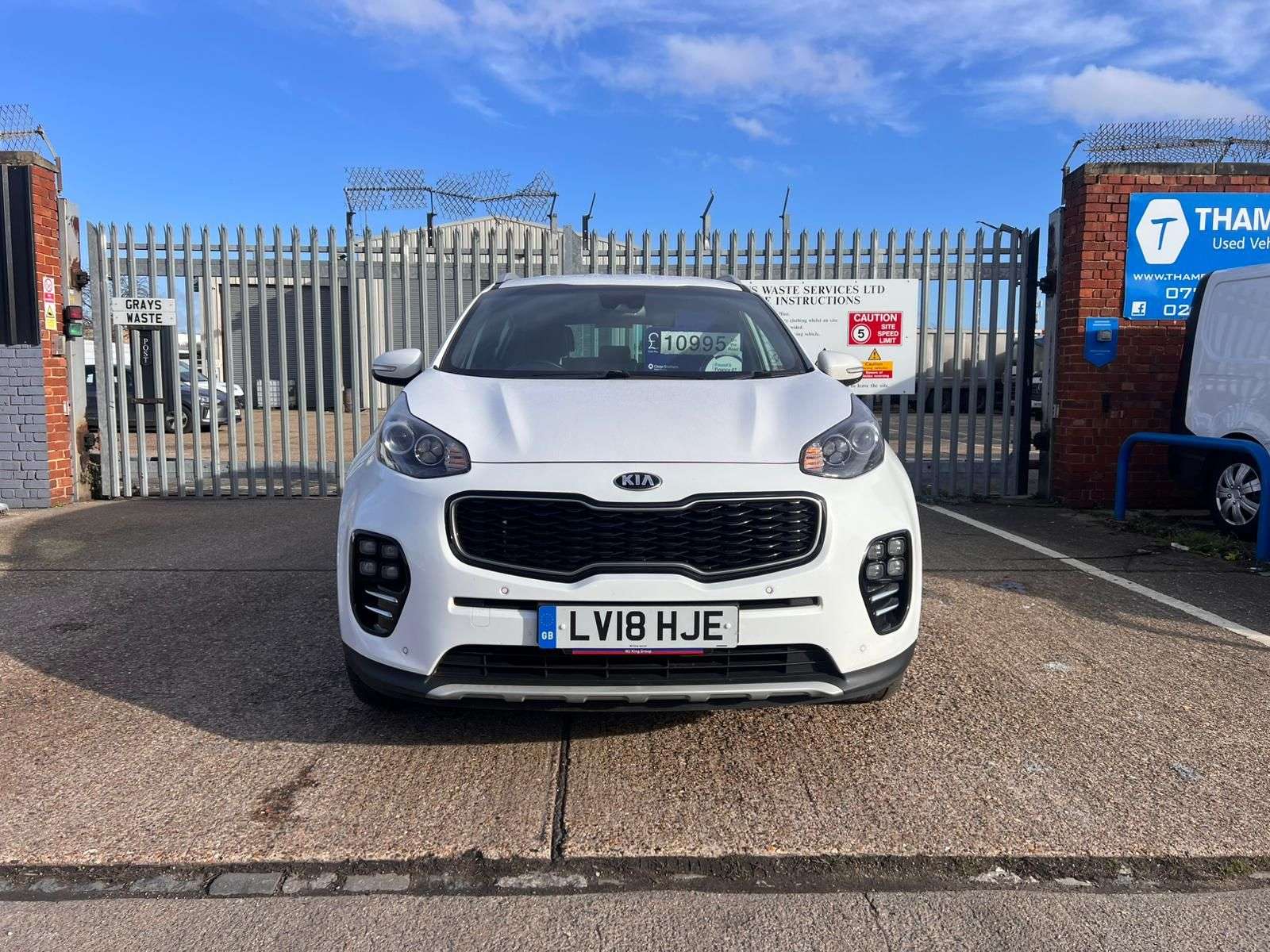 A 2018 KIA SPORTAGE 1.6 T-GDi GT-Line SUV 5dr Petrol DCT AWD Euro 6 (174 bhp) A 2018 KIA SPORTAGE 1.6 T-GDi GT-Line SUV 5dr Petrol DCT AWD Euro 6 (174 bhp)