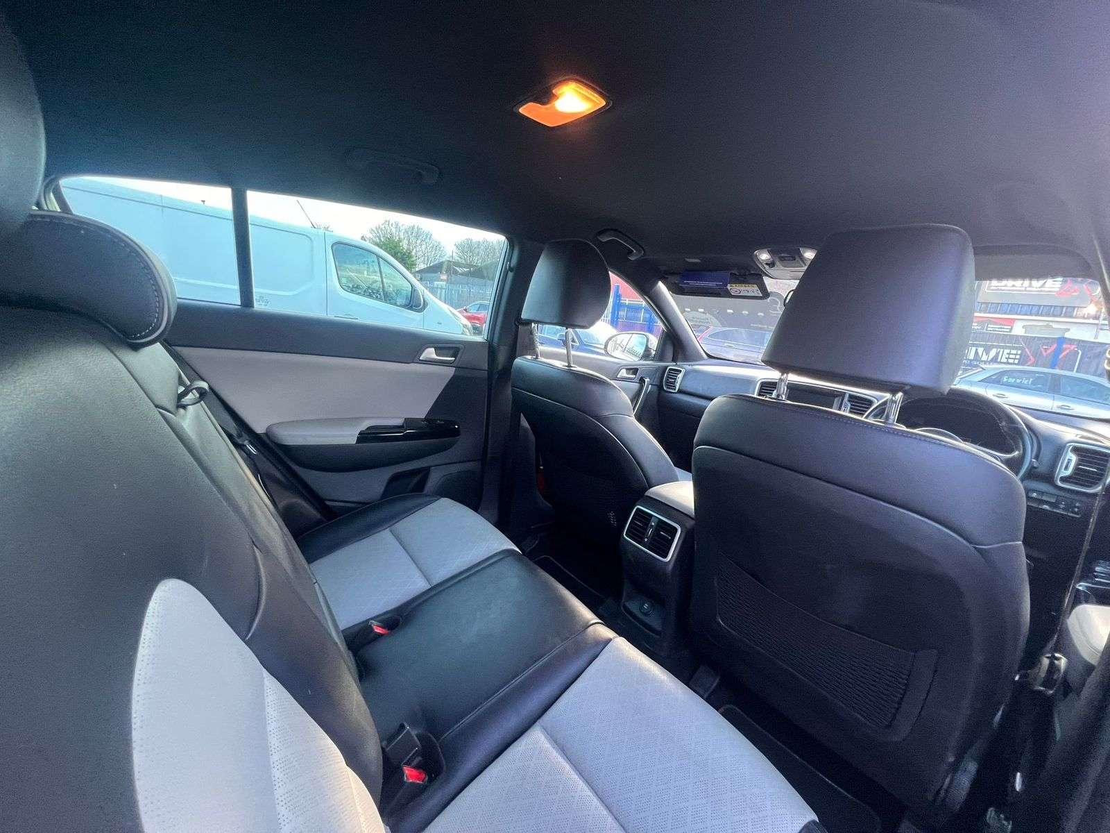 2018 KIA SPORTAGE 2018 KIA SPORTAGE