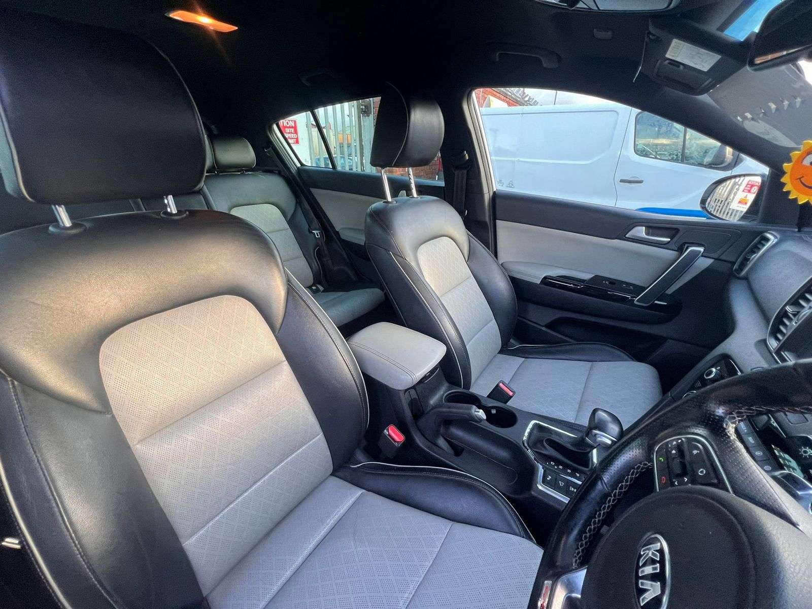 2018 KIA SPORTAGE 2018 KIA SPORTAGE