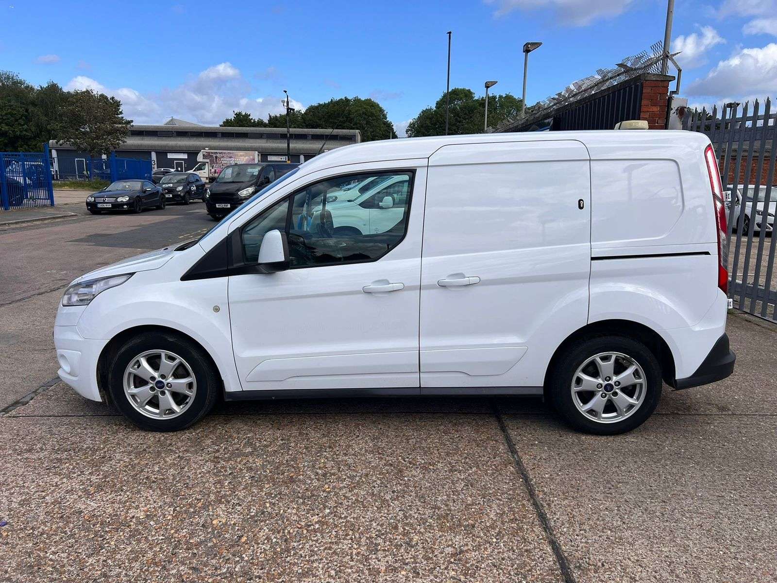 2017 FORD TRANSIT CONNECT 2017 FORD TRANSIT CONNECT