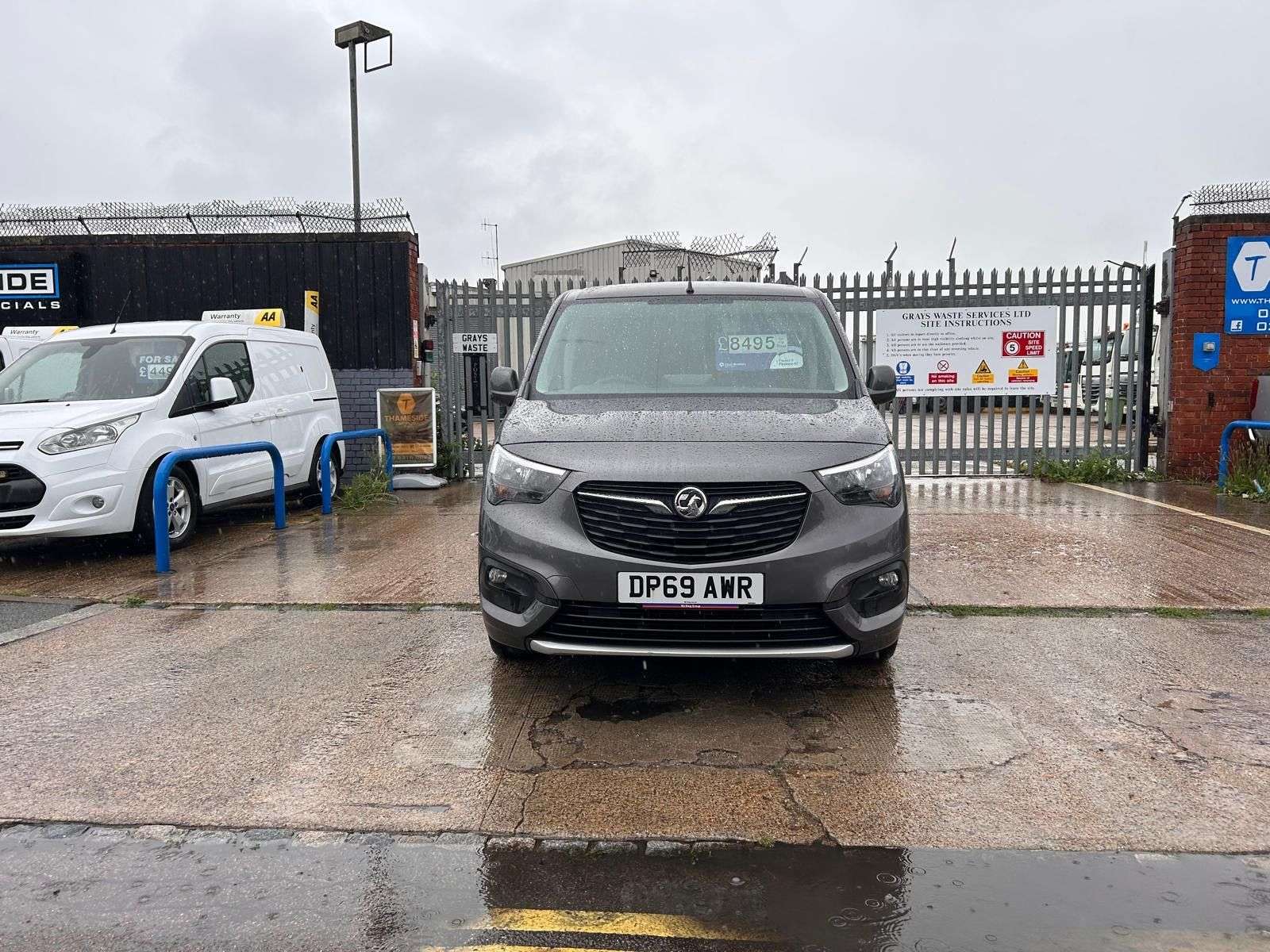 A 2020 VAUXHALL COMBO 1.5 Turbo D 2000 Limited Edition Nav Panel Van 4dr Diesel Manual L1 H1 Euro 6 (s/s) (100 ps) A 2020 VAUXHALL COMBO 1.5 Turbo D 2000 Limited Edition Nav Panel Van 4dr Diesel Manual L1 H1 Euro 6 (s/s) (100 ps)
