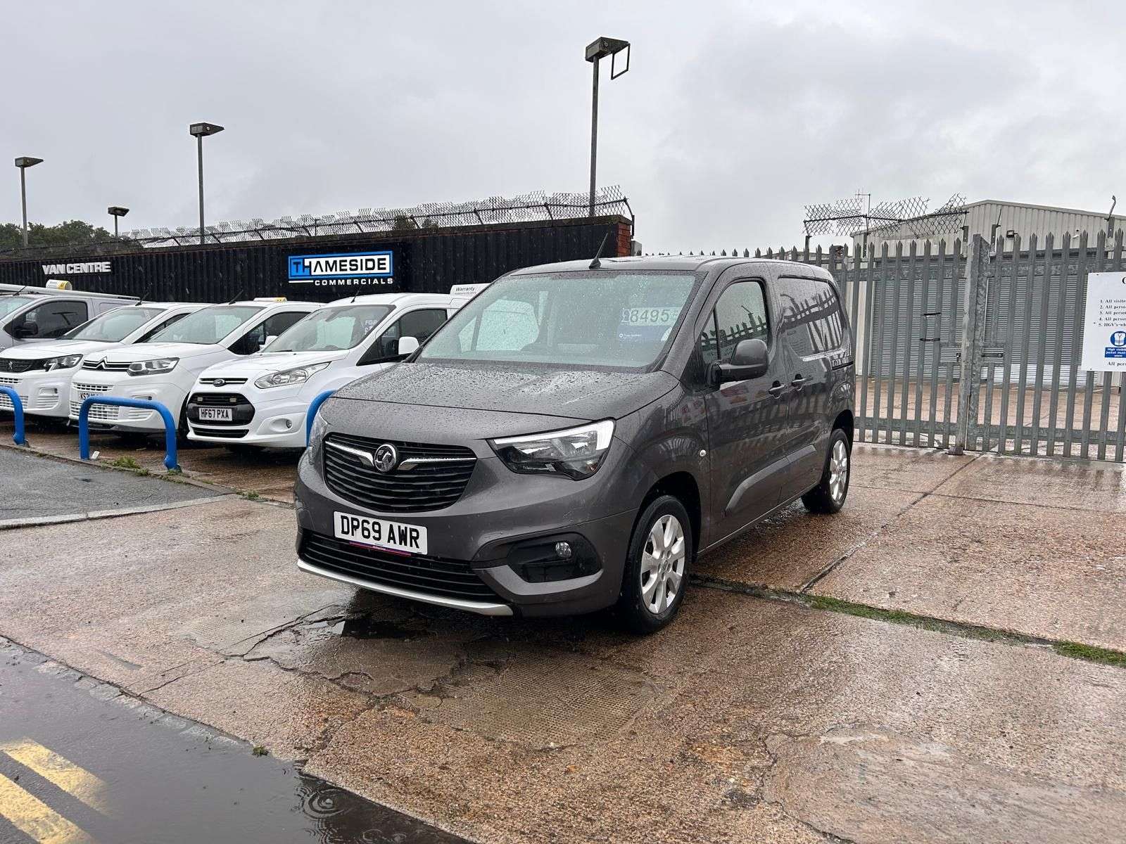 A 2020 VAUXHALL COMBO 1.5 Turbo D 2000 Limited Edition Nav Panel Van 4dr Diesel Manual L1 H1 Euro 6 (s/s) (100 ps) A 2020 VAUXHALL COMBO 1.5 Turbo D 2000 Limited Edition Nav Panel Van 4dr Diesel Manual L1 H1 Euro 6 (s/s) (100 ps)