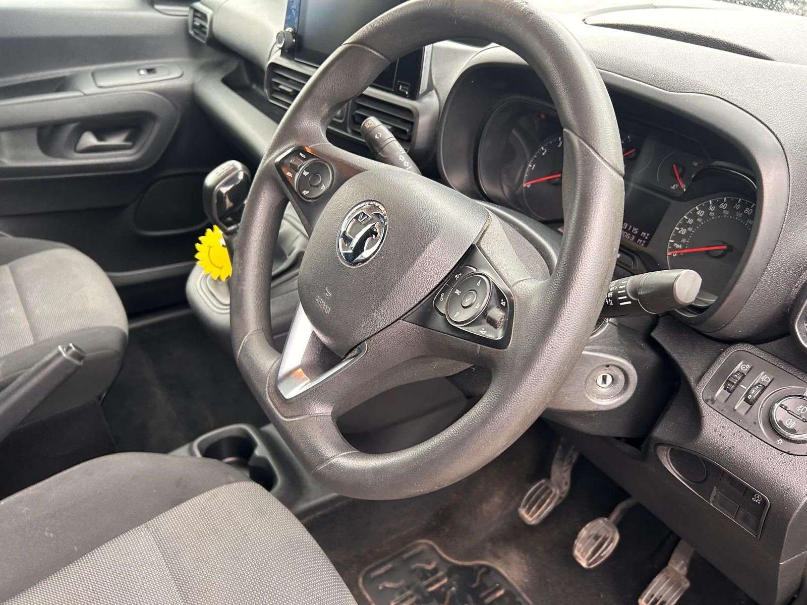 A 2020 VAUXHALL COMBO 1.5 Turbo D 2000 Limited Edition Nav Panel Van 4dr Diesel Manual L1 H1 Euro 6 (s/s) (100 ps) A 2020 VAUXHALL COMBO 1.5 Turbo D 2000 Limited Edition Nav Panel Van 4dr Diesel Manual L1 H1 Euro 6 (s/s) (100 ps)