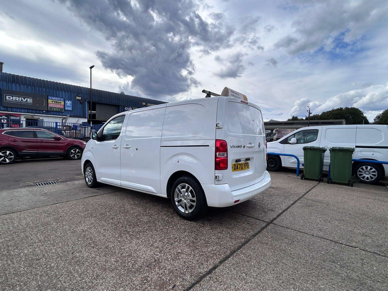 A 2020 VAUXHALL VIVARO 1.5 Turbo D 2700 Sportive Panel Van 5dr Diesel Manual L1 H1 Euro 6 (s/s) (120 ps) A 2020 VAUXHALL VIVARO 1.5 Turbo D 2700 Sportive Panel Van 5dr Diesel Manual L1 H1 Euro 6 (s/s) (120 ps)