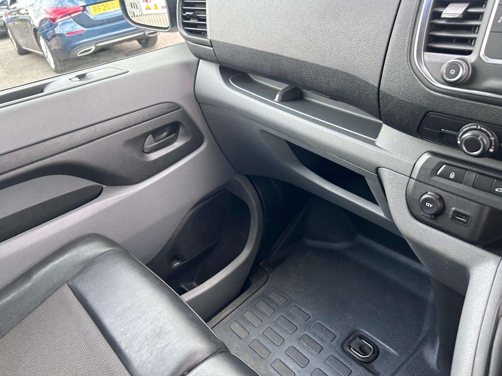 2020 VAUXHALL VIVARO 2020 VAUXHALL VIVARO