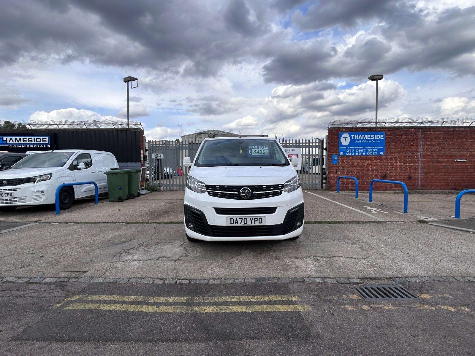 A 2020 VAUXHALL VIVARO 1.5 Turbo D 2700 Sportive Panel Van 5dr Diesel Manual L1 H1 Euro 6 (s/s) (120 ps) A 2020 VAUXHALL VIVARO 1.5 Turbo D 2700 Sportive Panel Van 5dr Diesel Manual L1 H1 Euro 6 (s/s) (120 ps)