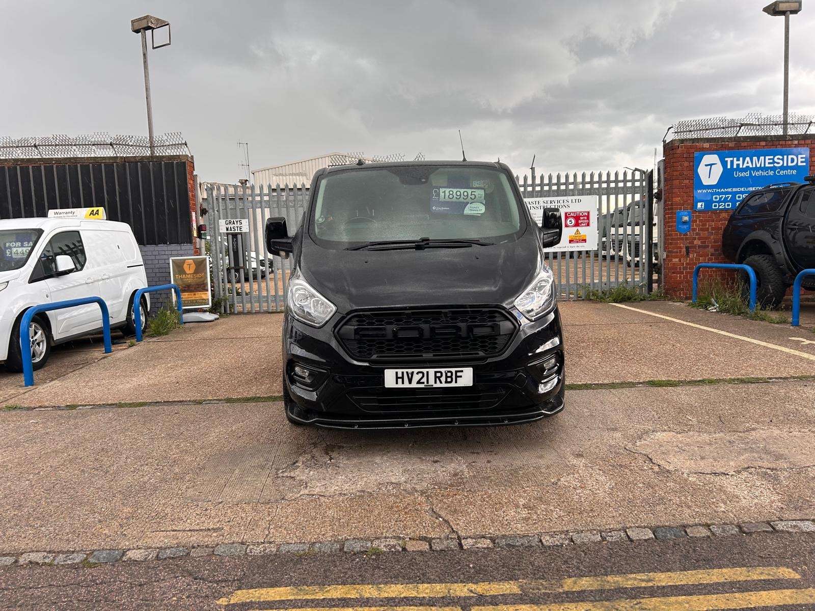 A 2021 FORD TRANSIT CUSTOM 2.0 300 EcoBlue Limited Panel Van 5dr Diesel Manual L1 H1 Euro 6 (s/s) (130 ps) A 2021 FORD TRANSIT CUSTOM 2.0 300 EcoBlue Limited Panel Van 5dr Diesel Manual L1 H1 Euro 6 (s/s) (130 ps)