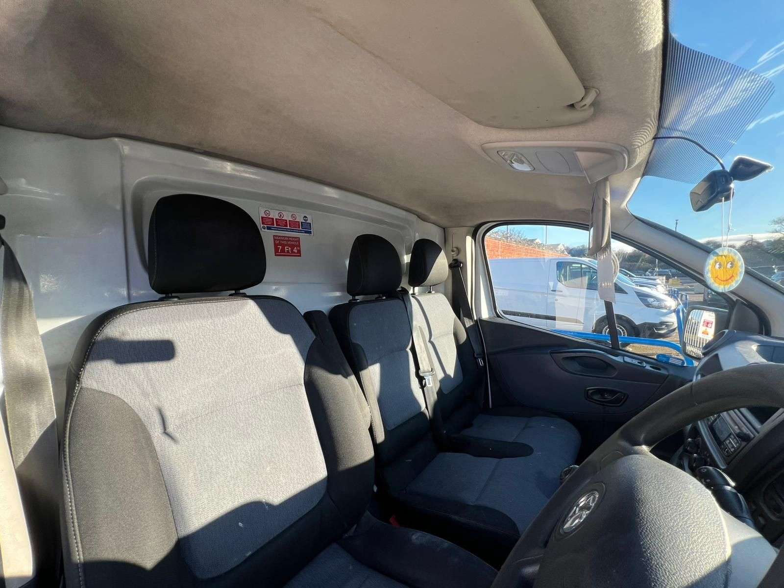 2016 VAUXHALL VIVARO 2016 VAUXHALL VIVARO