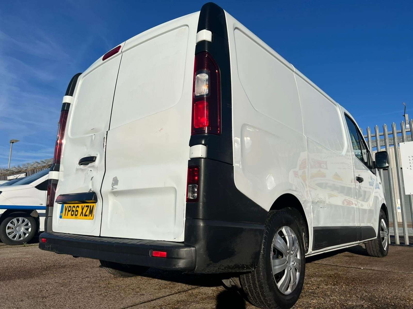 2016 VAUXHALL VIVARO 2016 VAUXHALL VIVARO